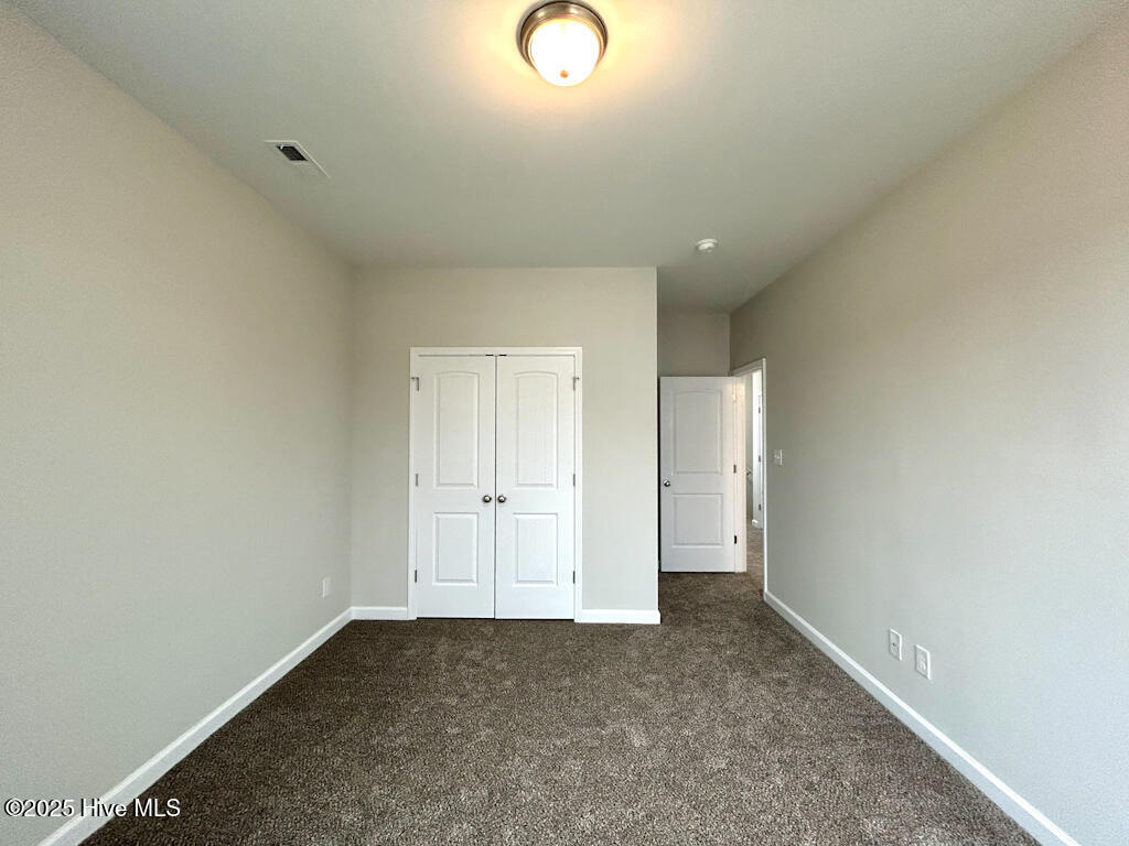 100538843 | Photo 33