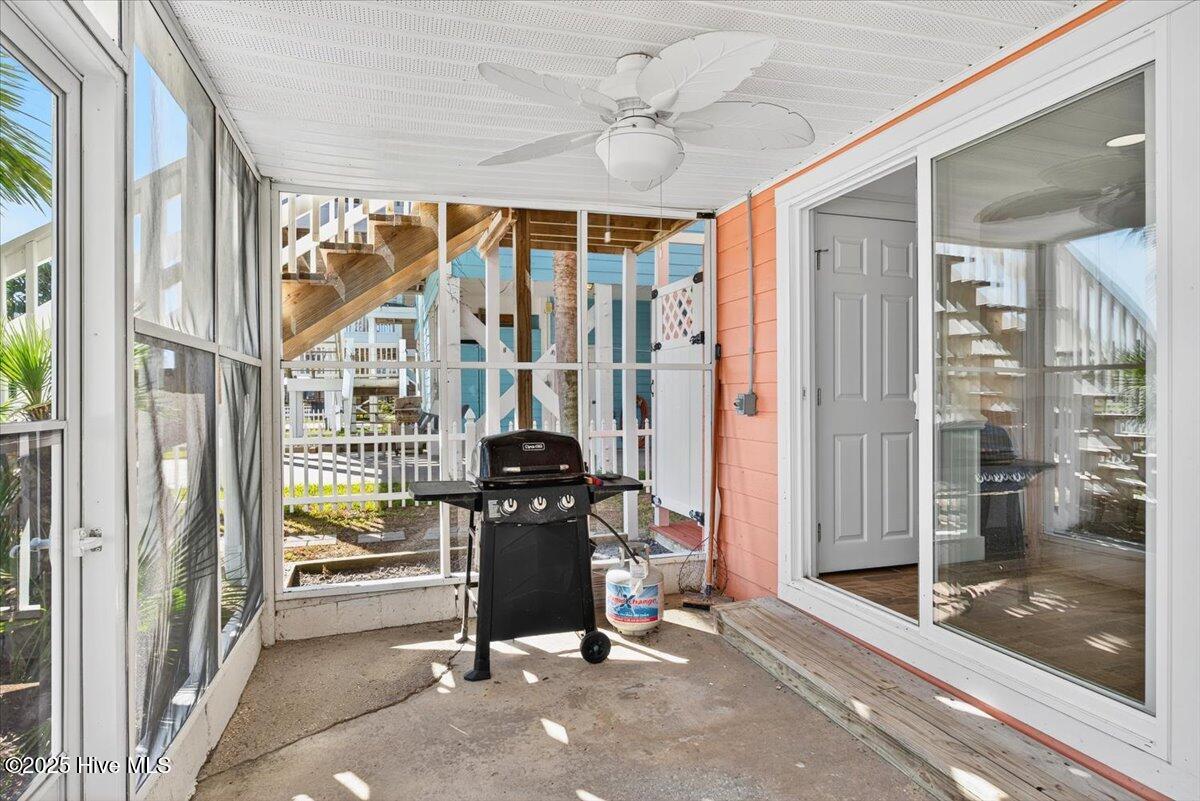 100538362 | Photo 42