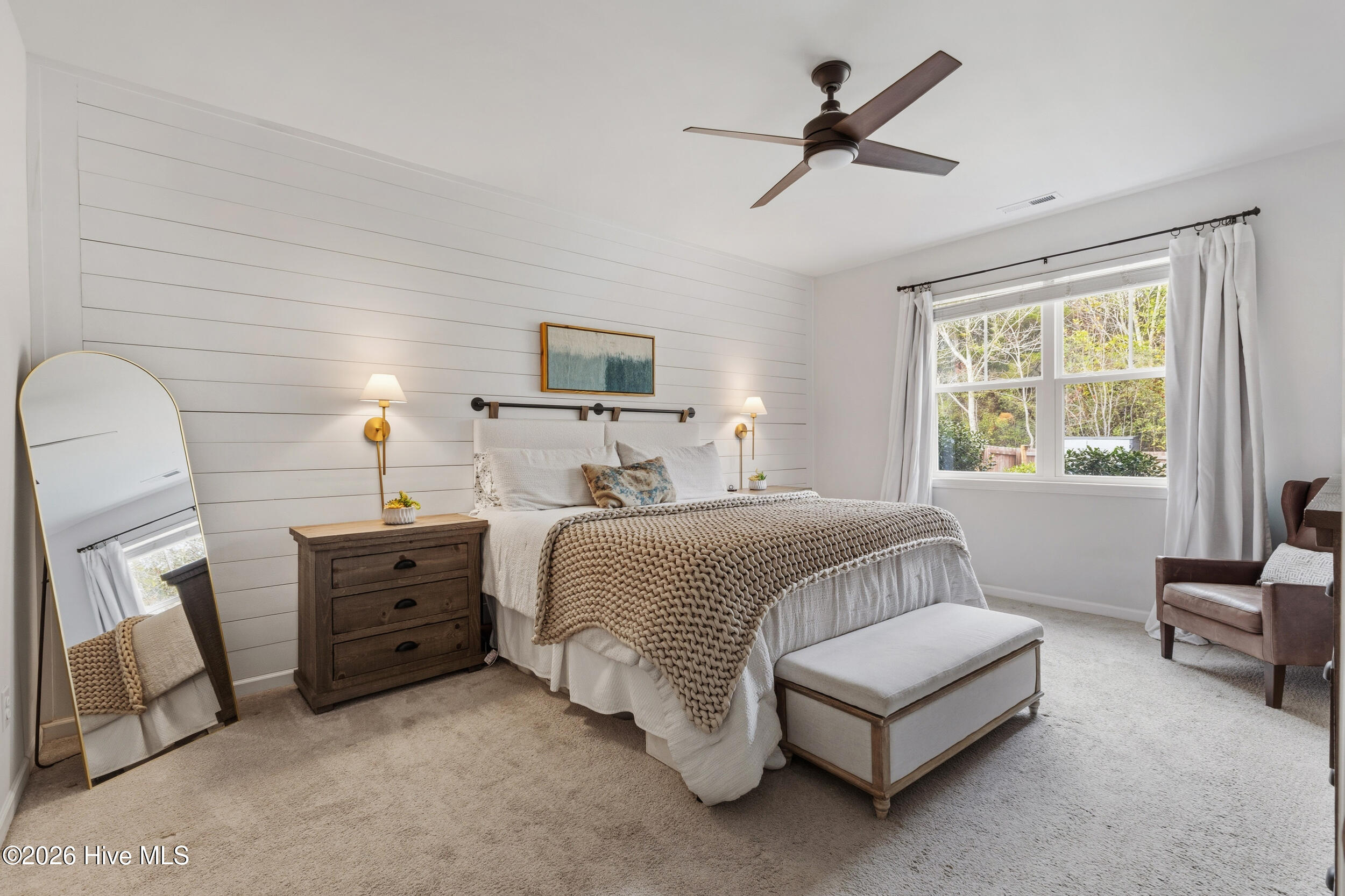 100557196 | Photo 15