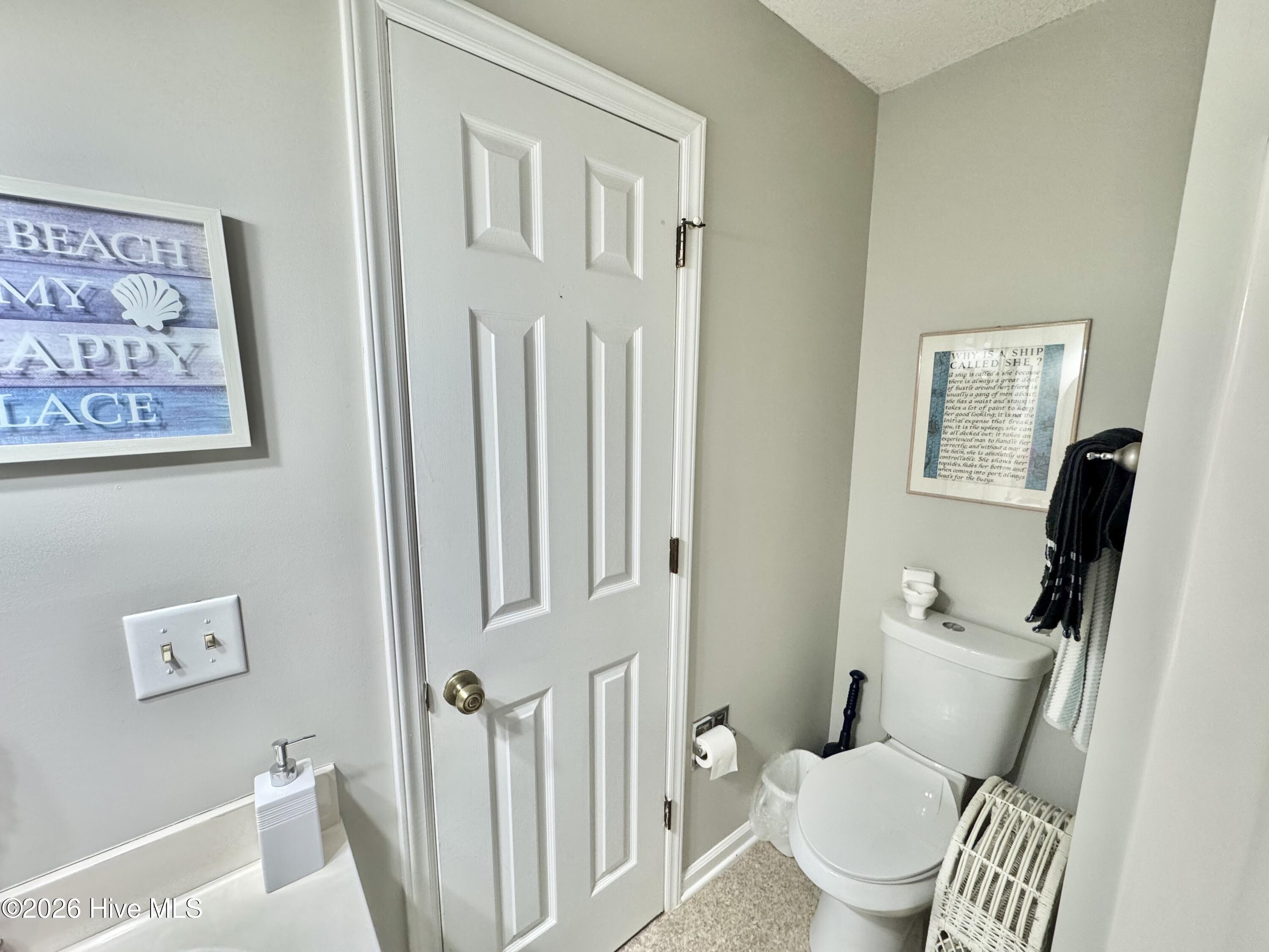 100569479 | Photo 15