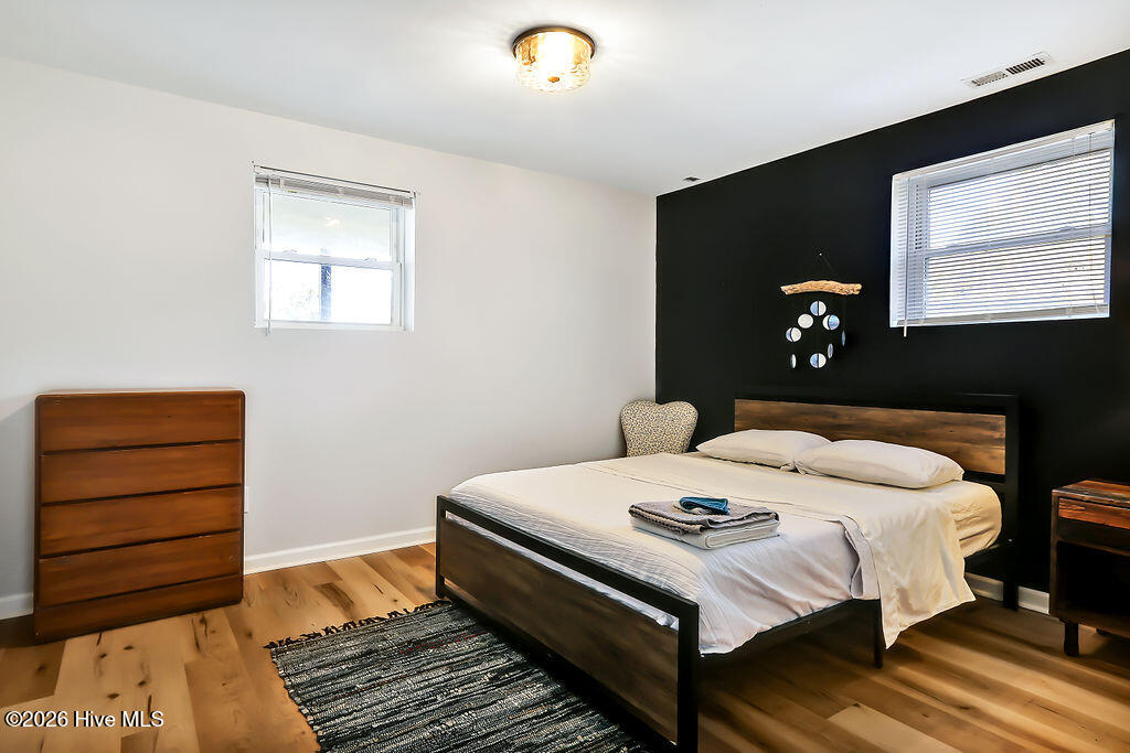 100534500 | Photo 15