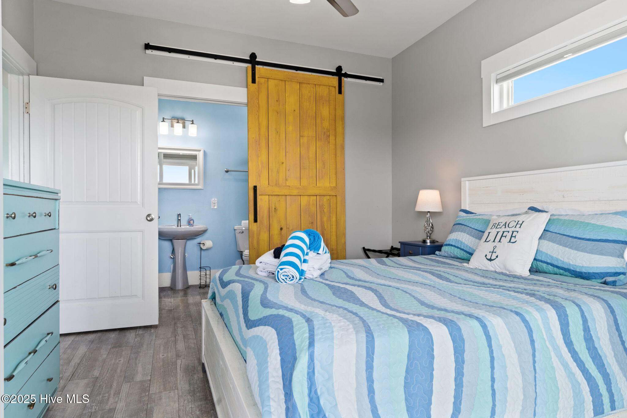 100528214 | Photo 29