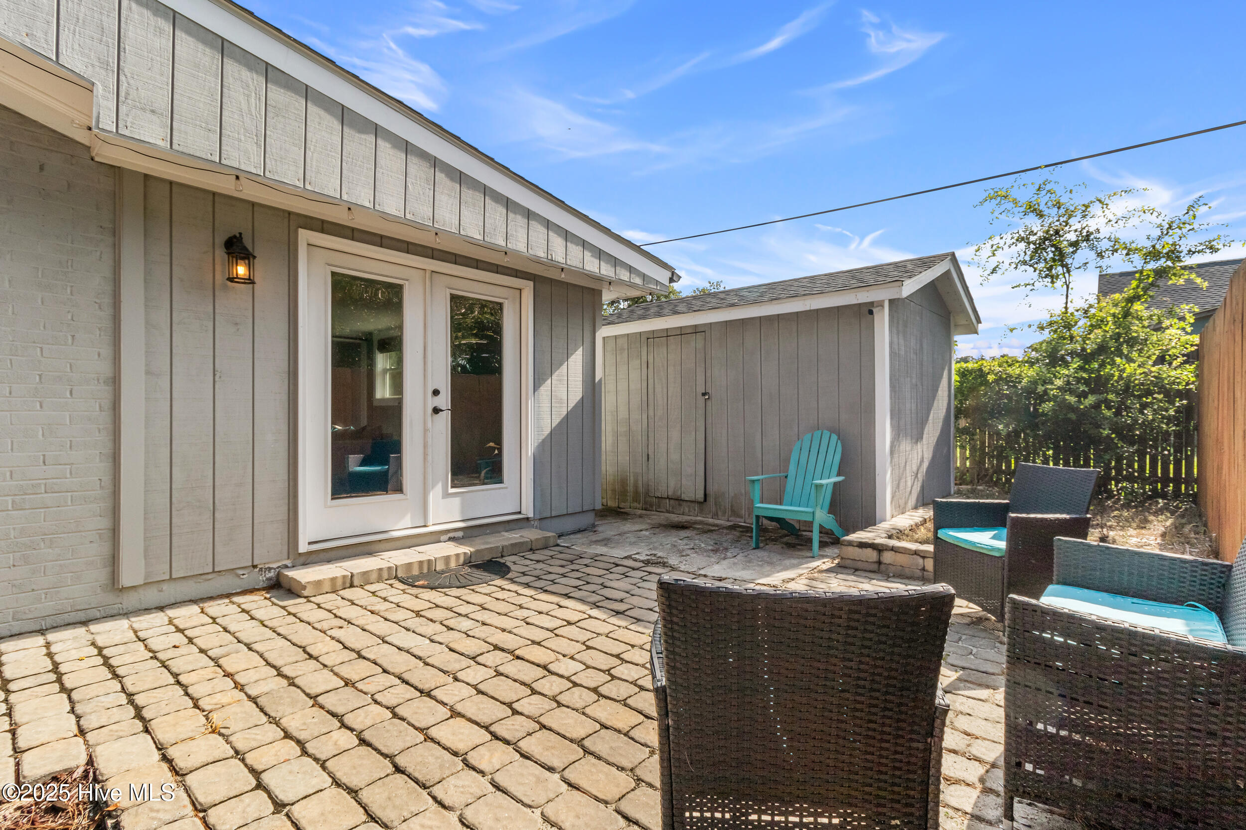 100526770 | Photo 34