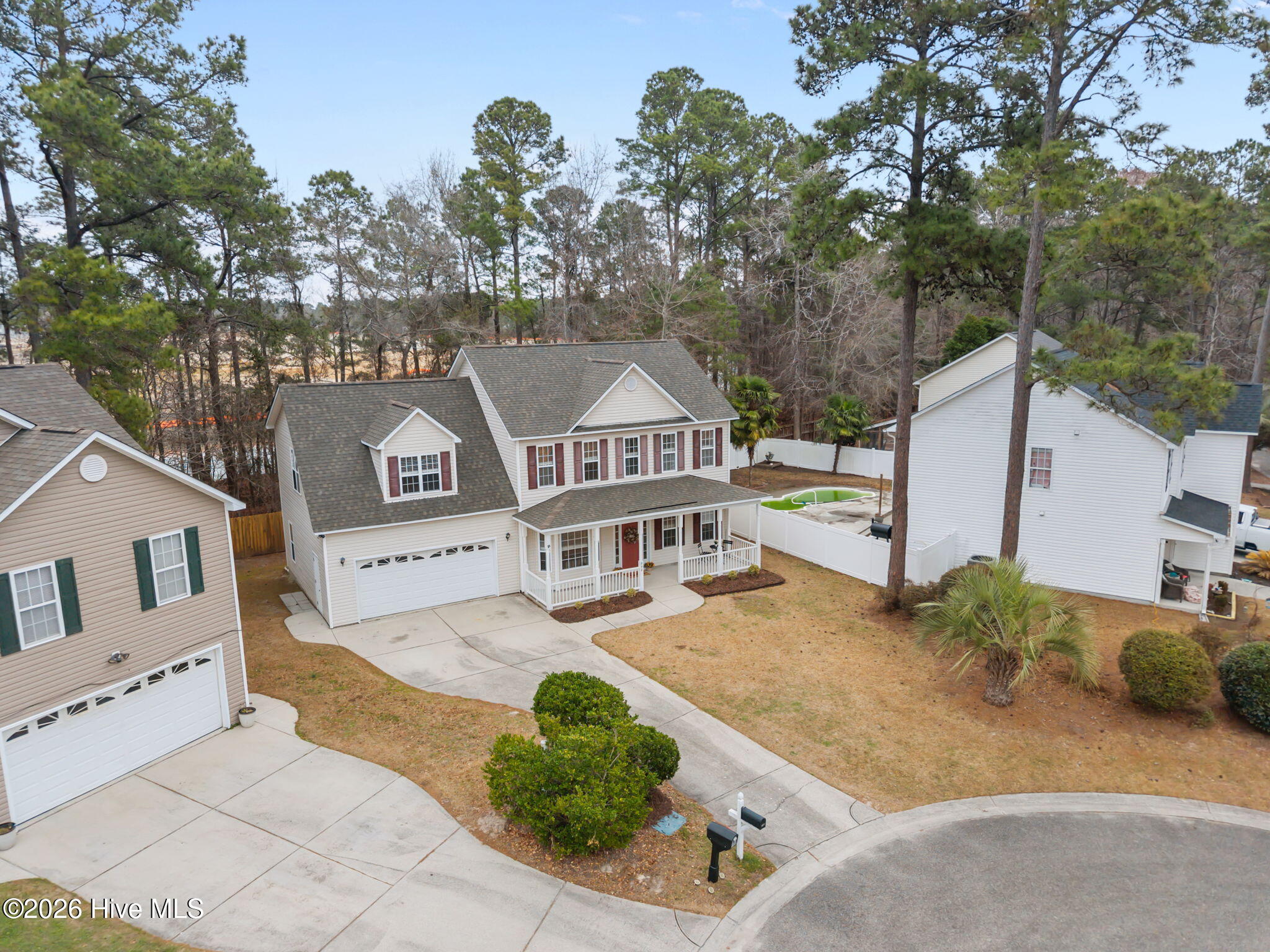 100558076 | Photo 50