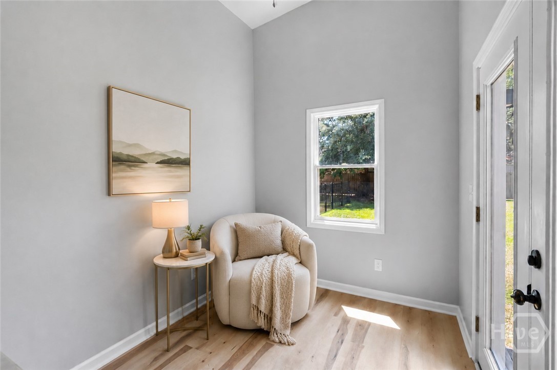 Outbuilding/Flex Space - Virtually Staged