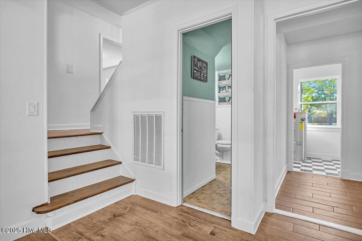 100540013 | Photo 19