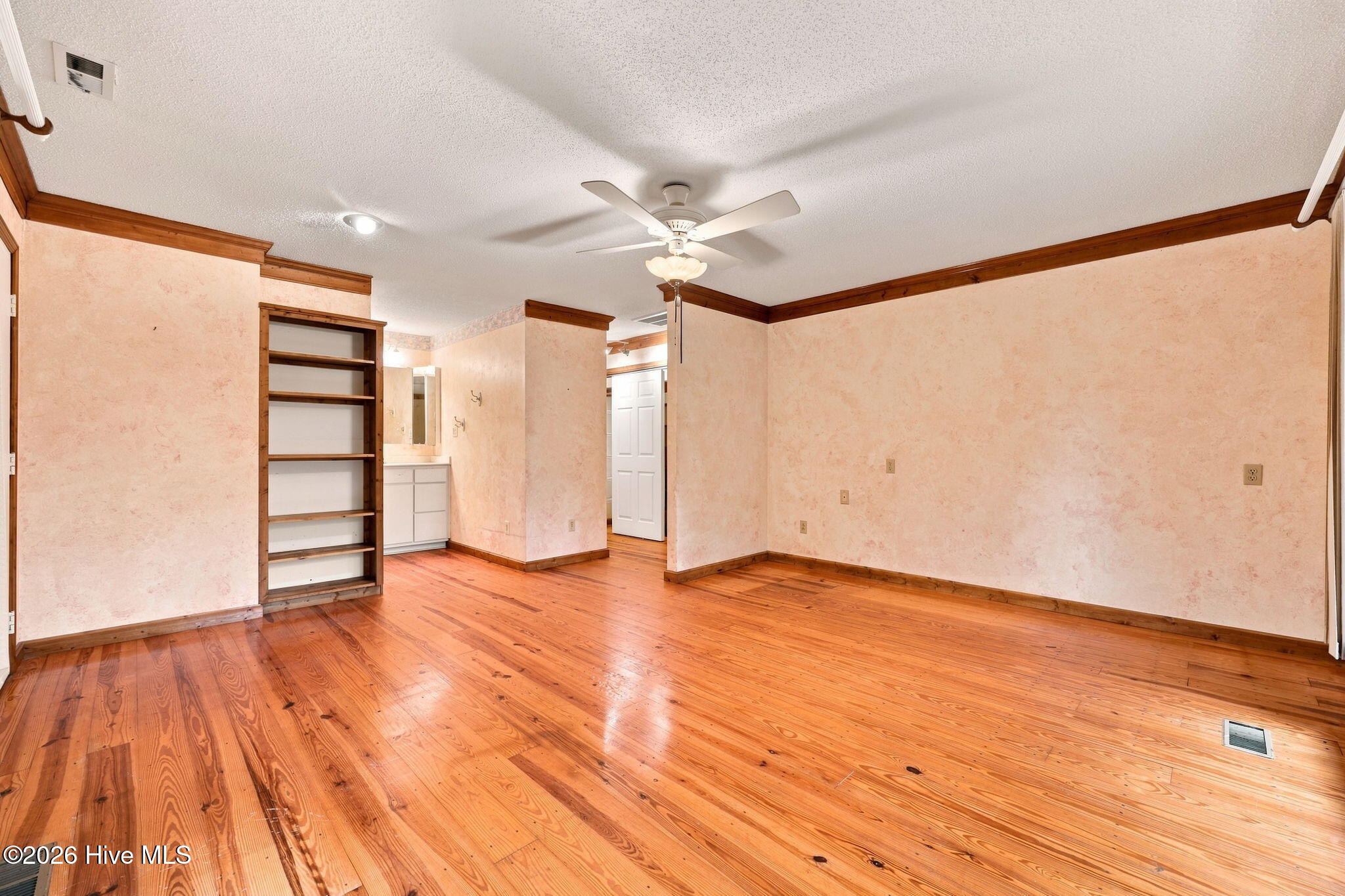 6001 Mainsail Point Road,Oriental