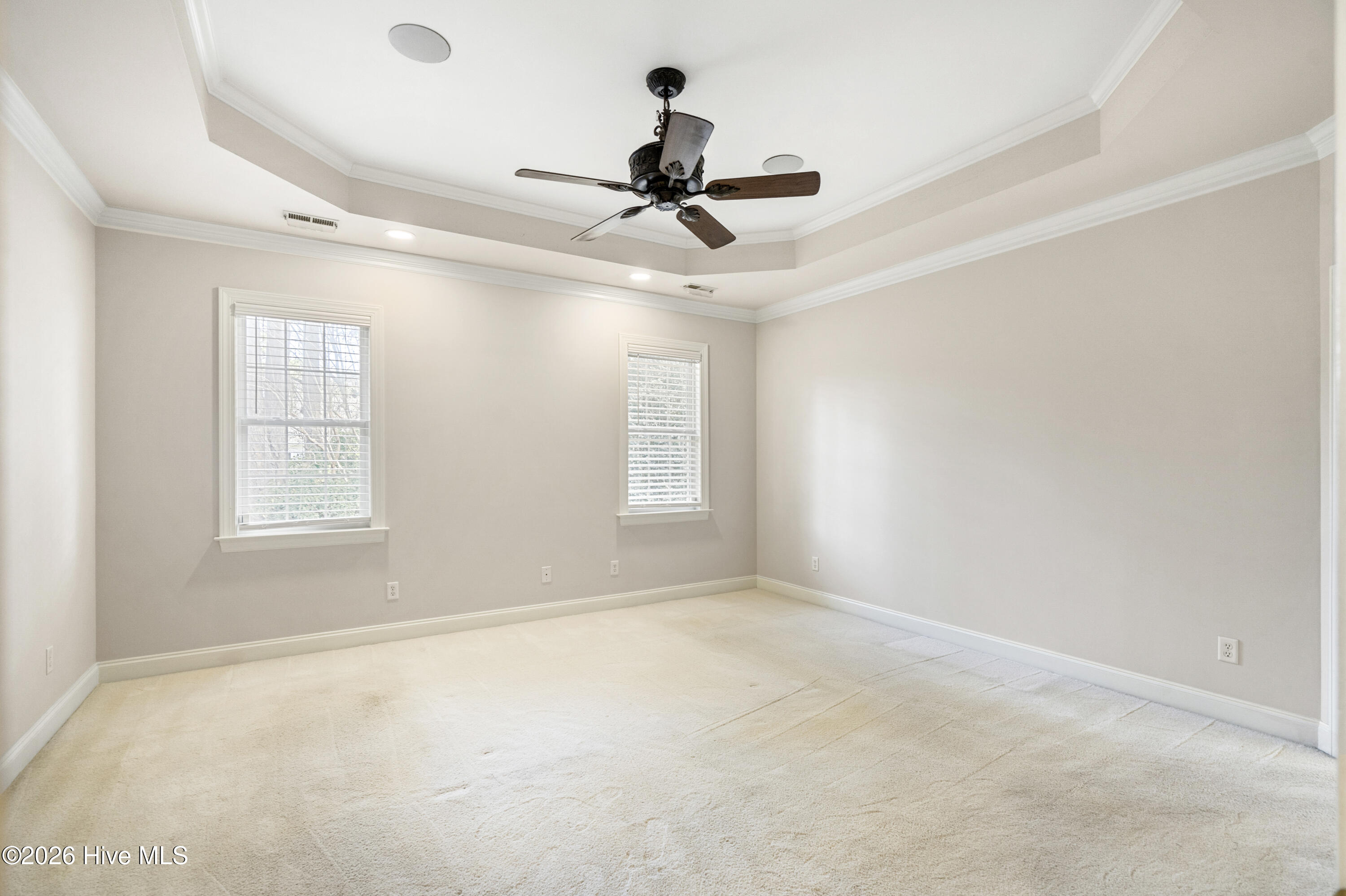 100550705 | Photo 23