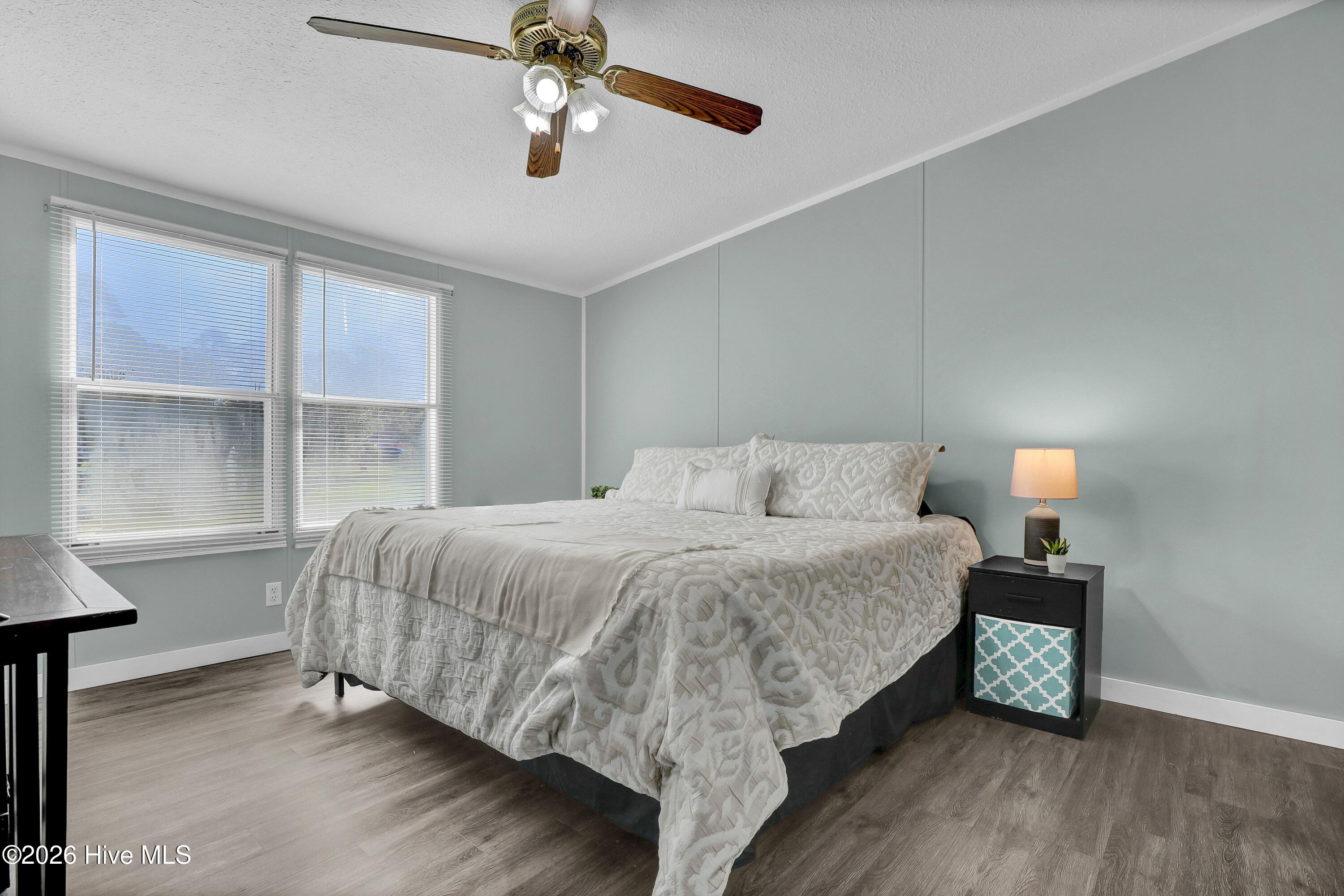 100561181 | Photo 12