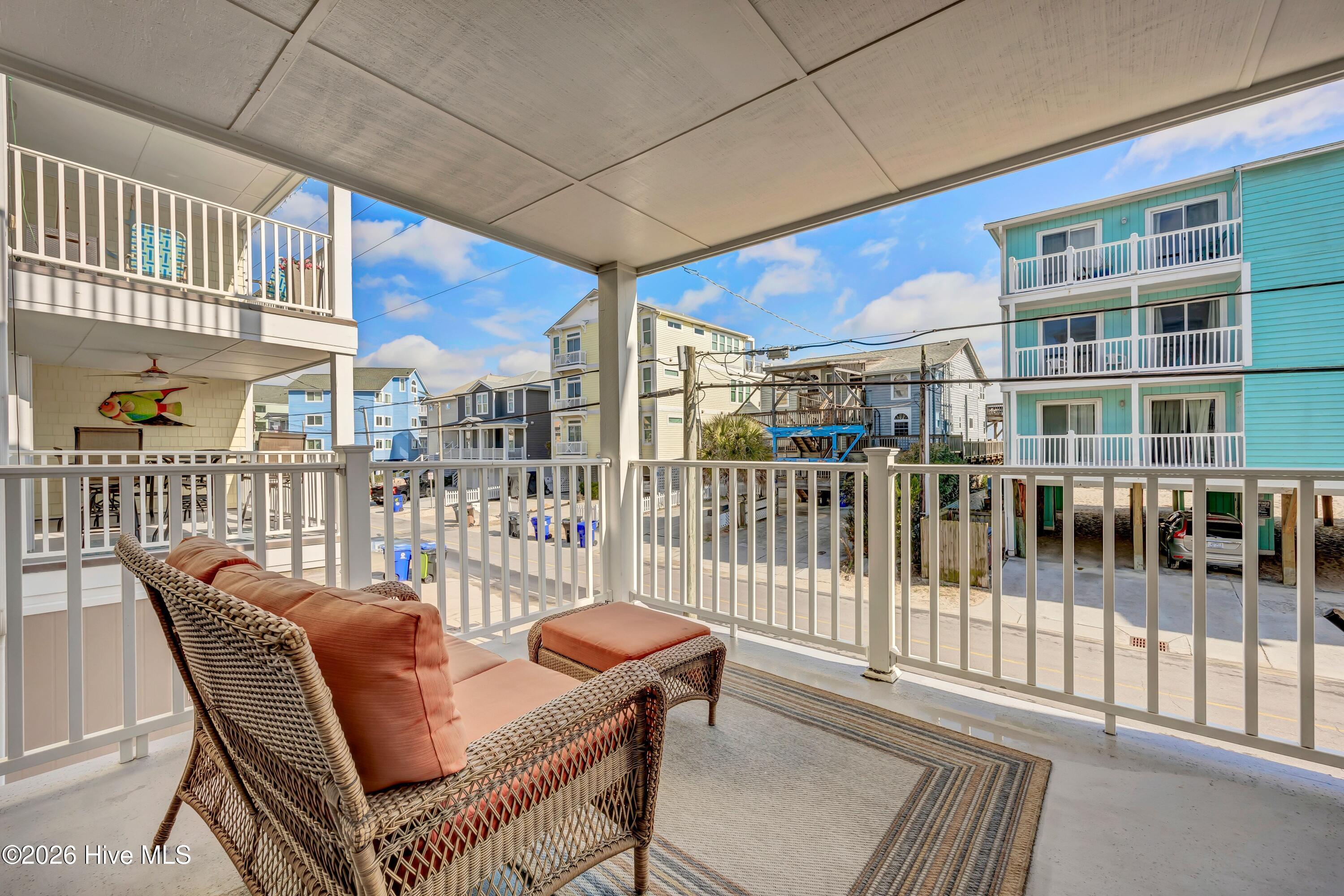 100552249 | Photo 25