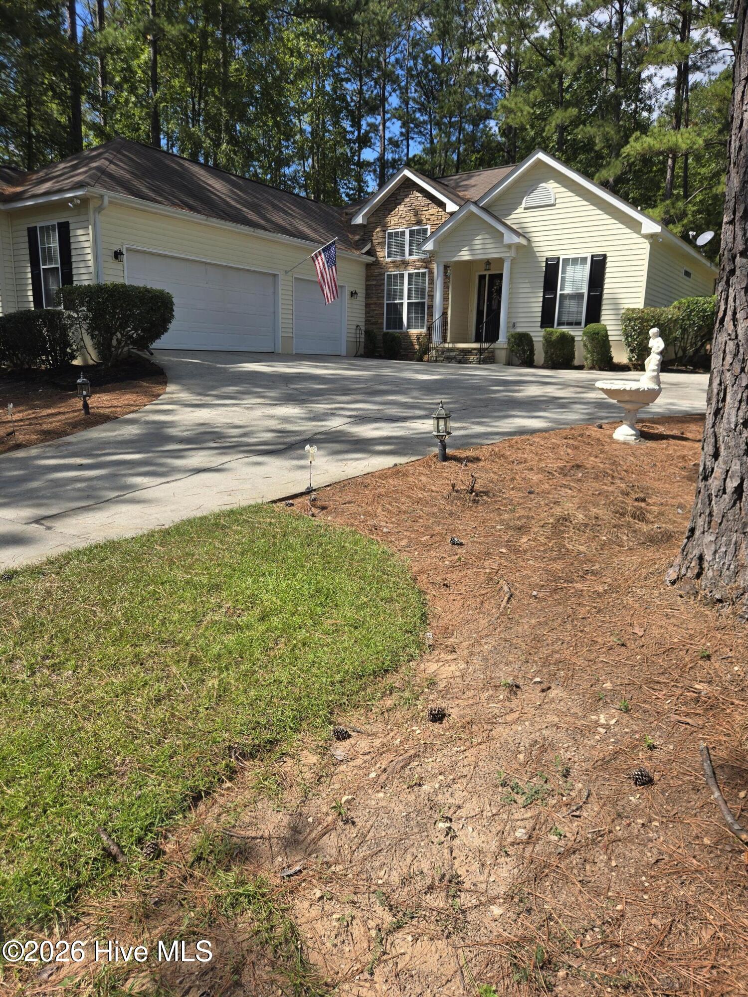 Photo 3 of Single family home for sale at 112 Cypress Dr, Mc Cormick, SC 29835 | MLS# 100607637 | Listing updated on 2026-10-02