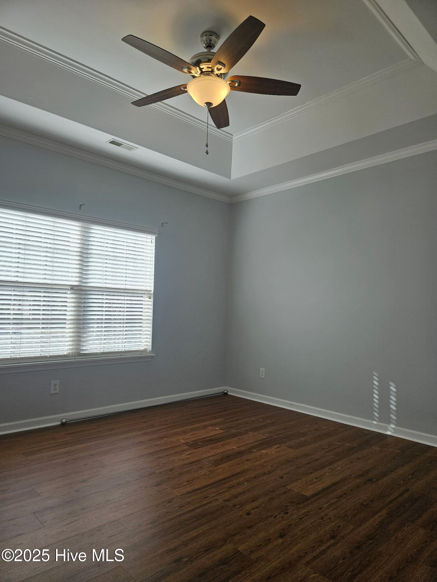 100532583 | Photo 26