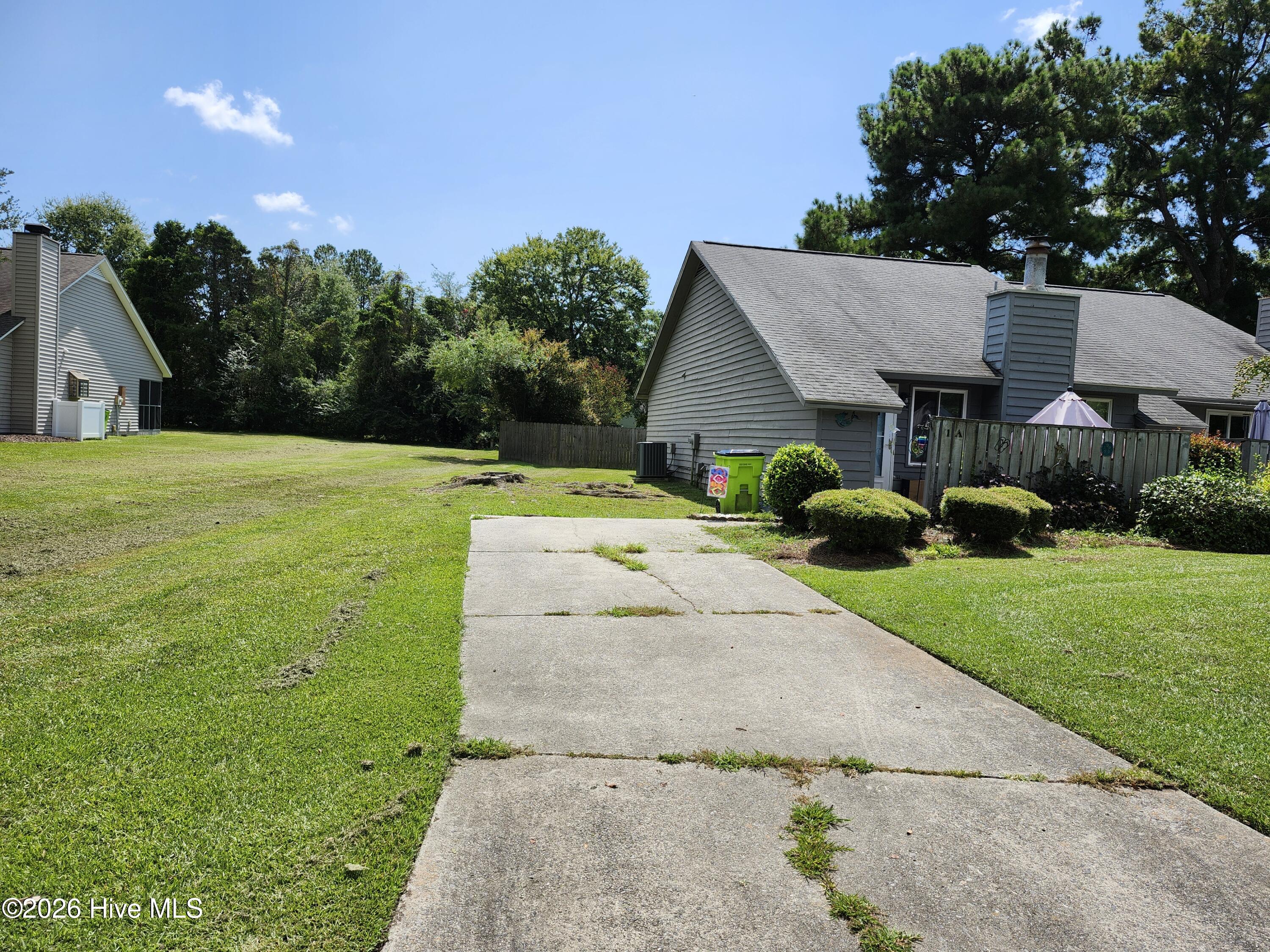 Photo 2 of Townhouse for sale at 1 Mulberry Ln #A, New Bern, NC 28562 | MLS# 100600542 | Listing updated on 2026-09-17