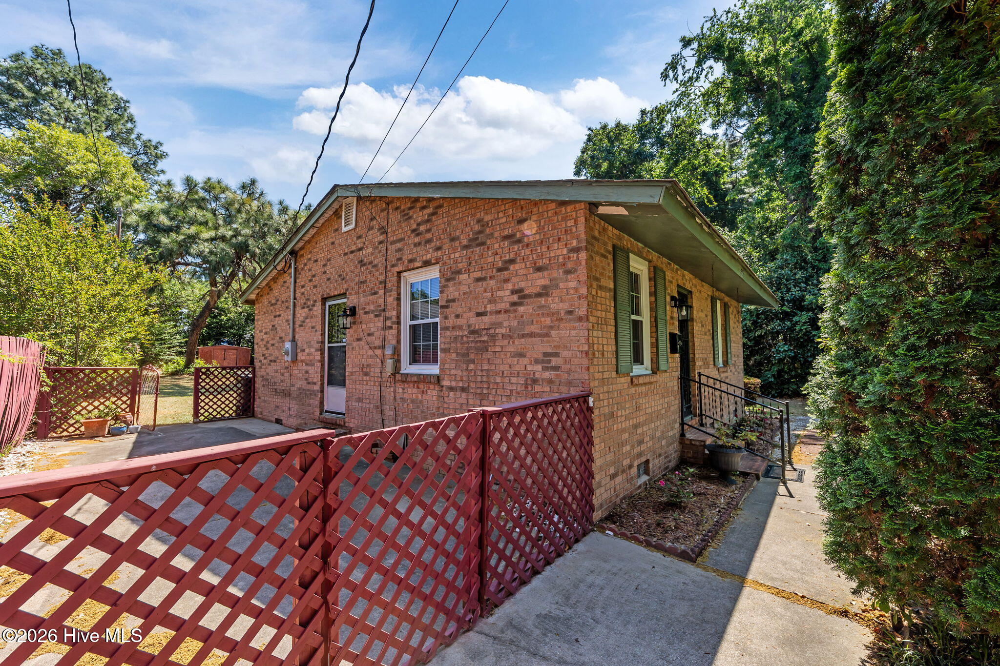 1255 W Illinois Avenue
