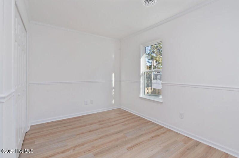 100540120 | Photo 19