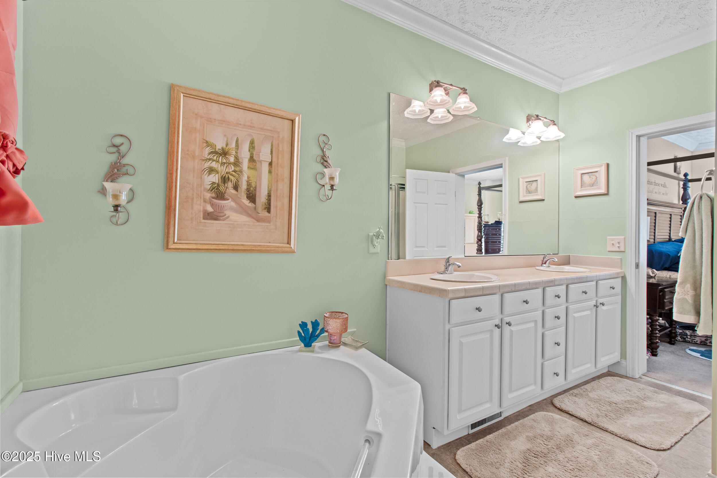 100552481 | Photo 16