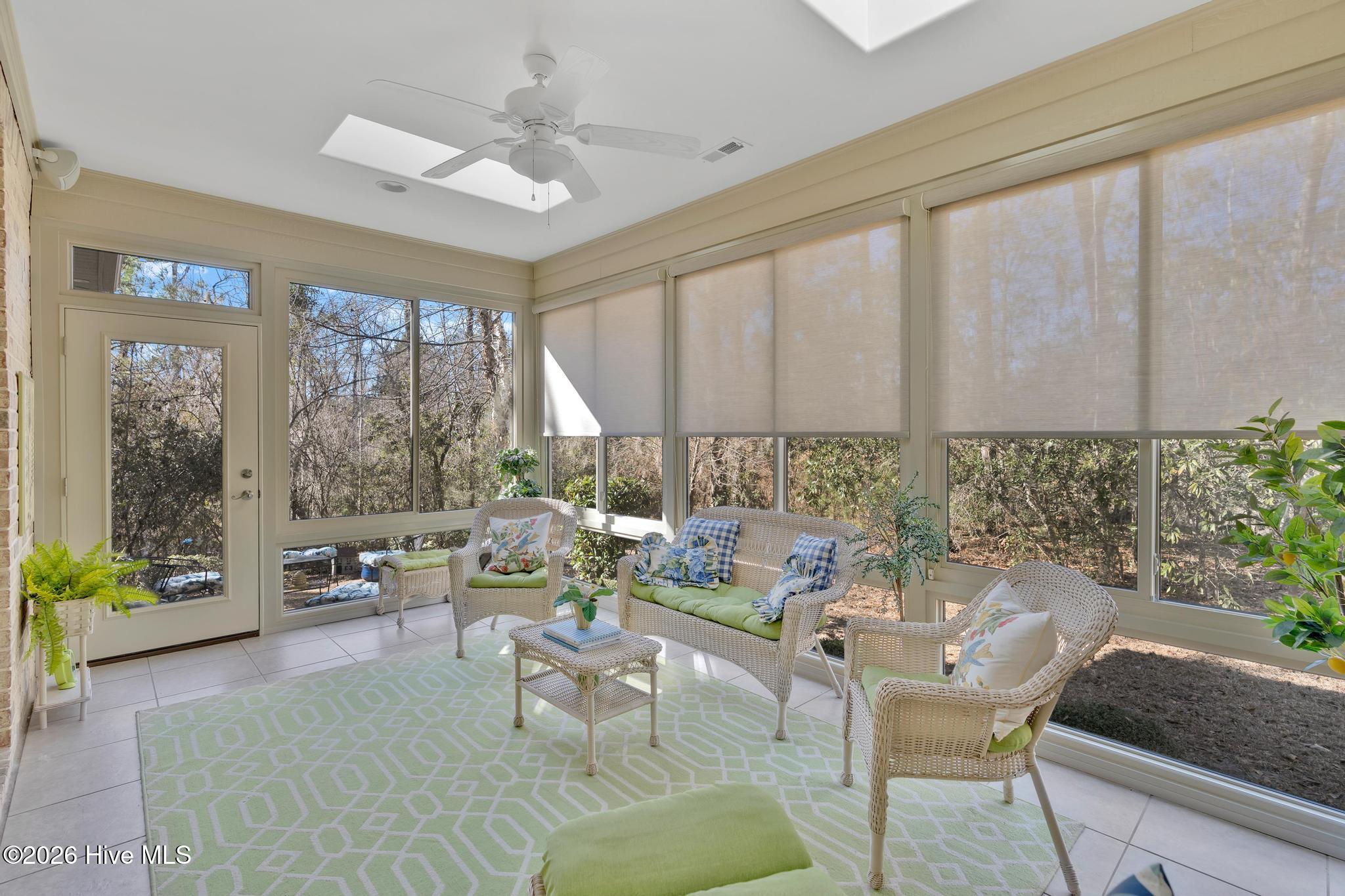 100552024 | Photo 34