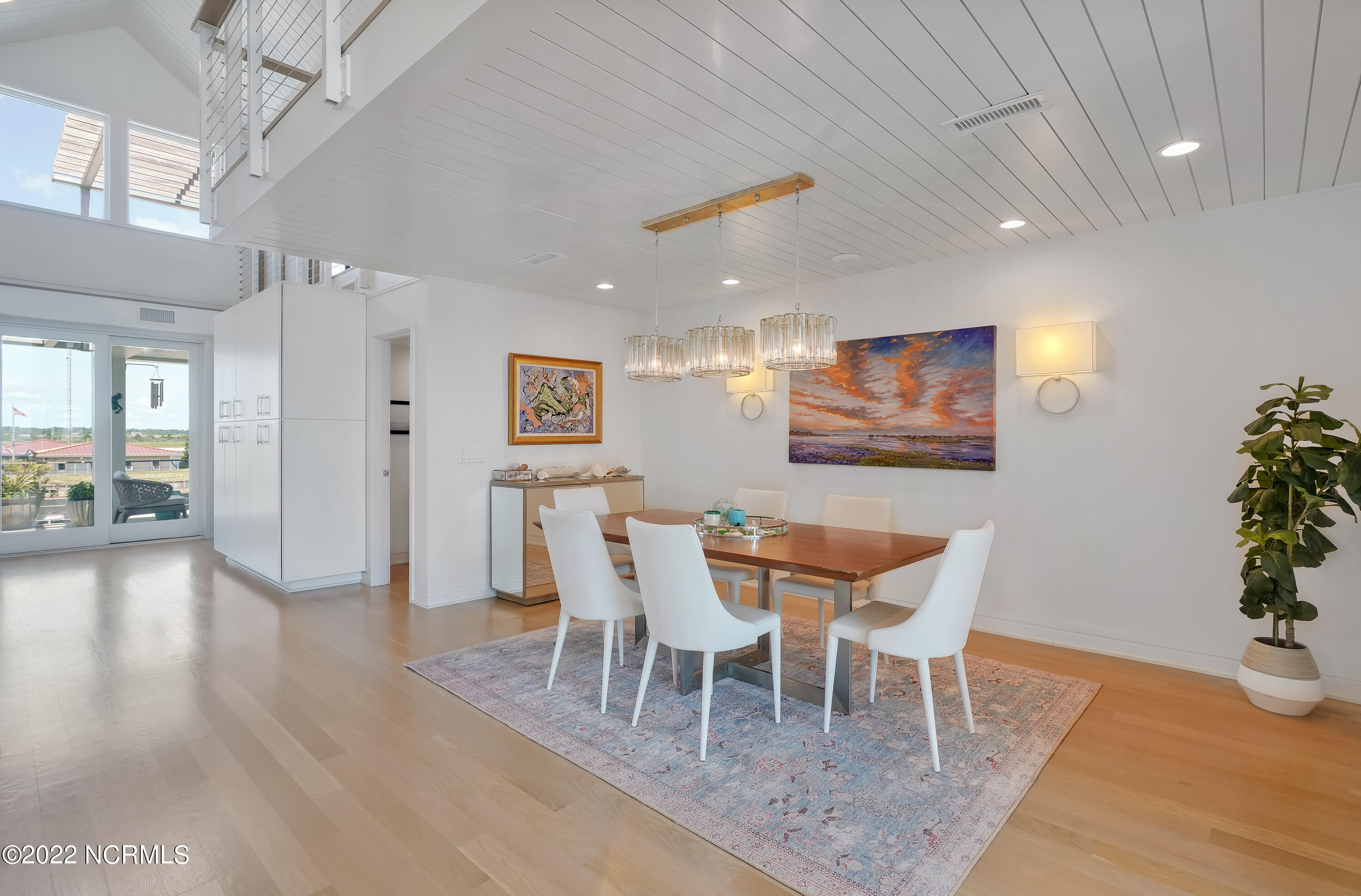 100462193 | Photo 23