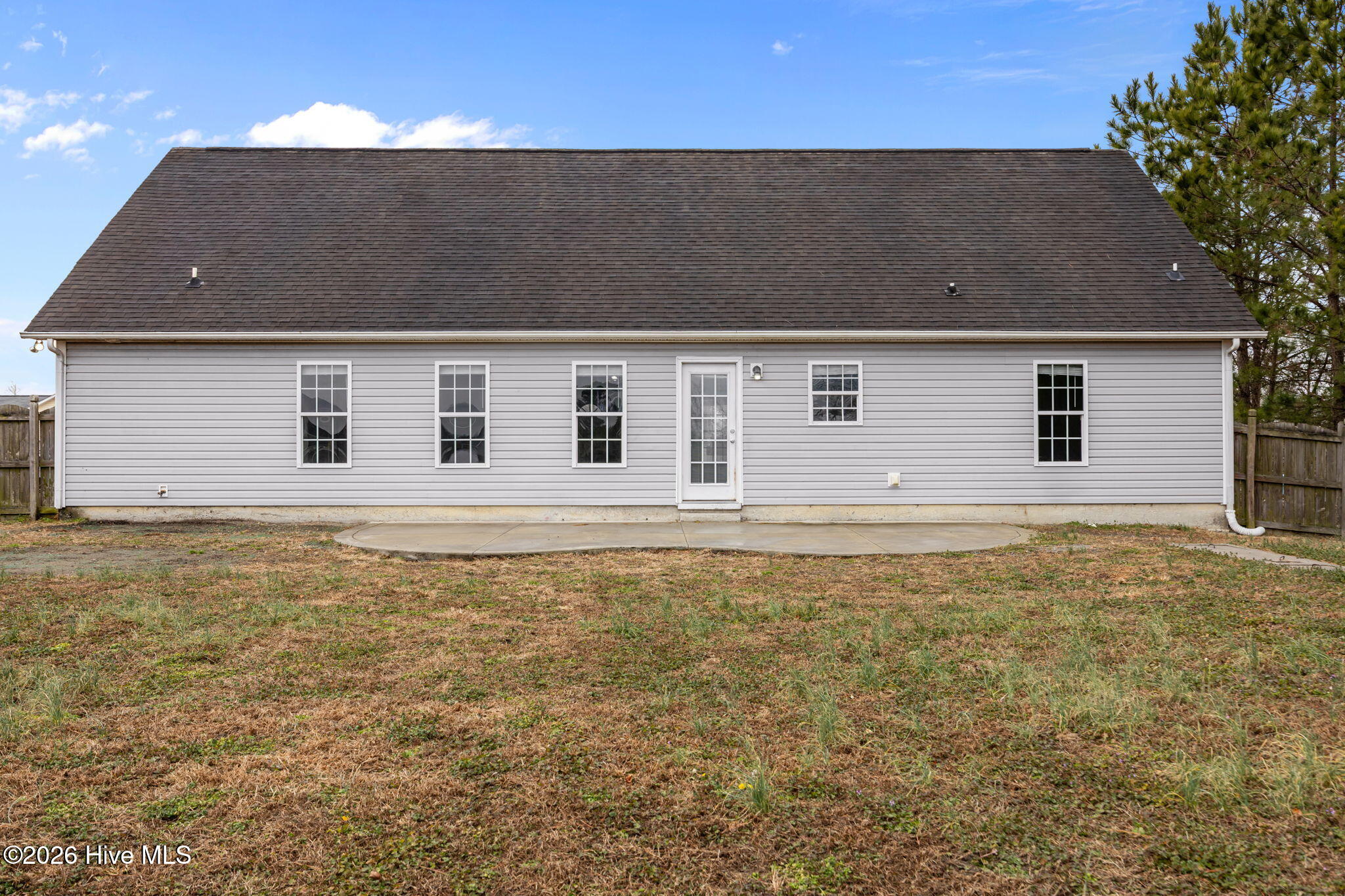 100555278 | Photo 42