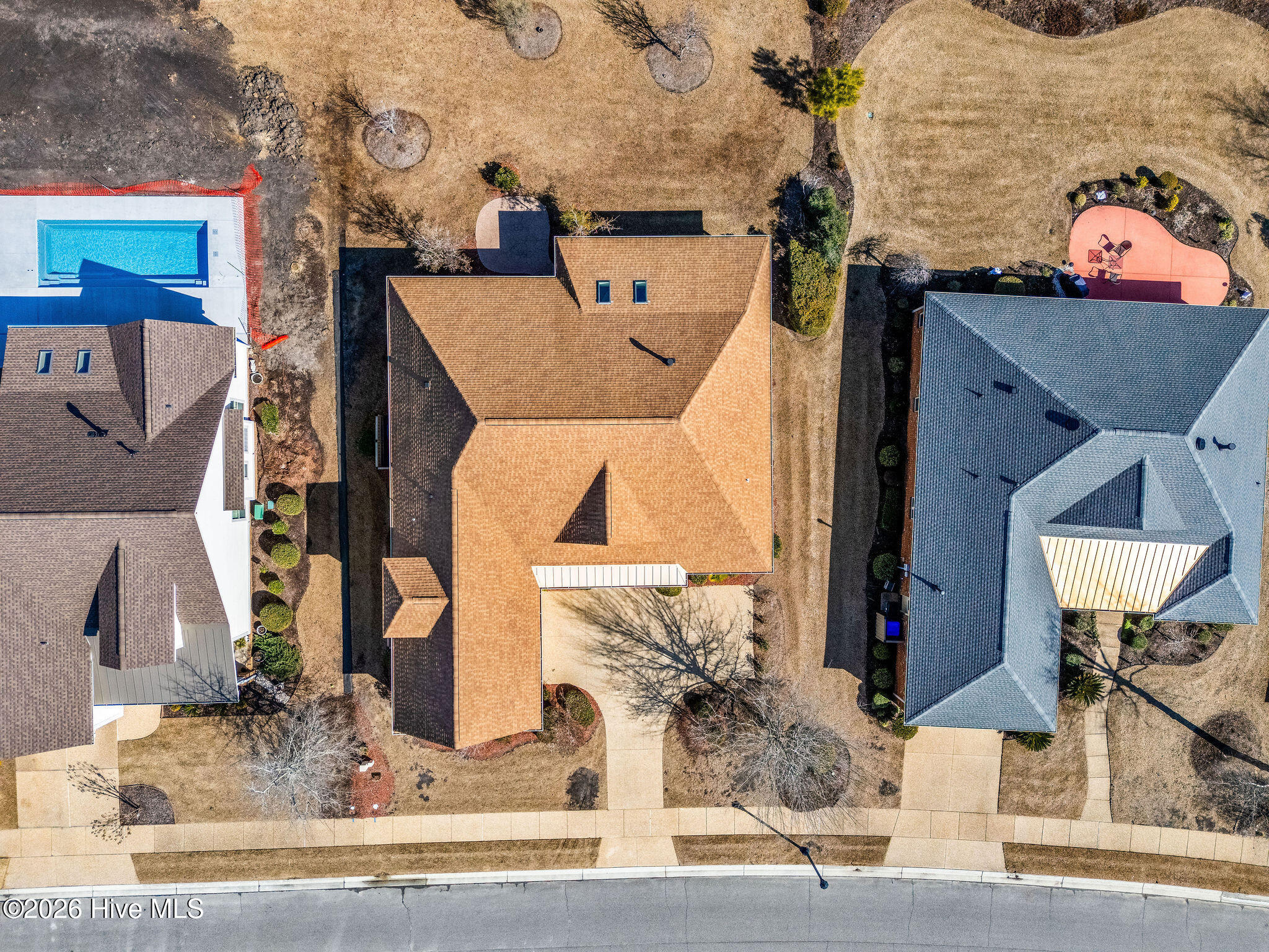 100553978 | Photo 44