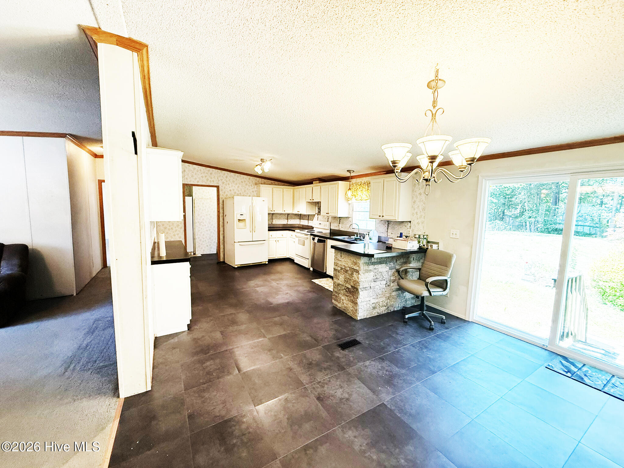 1001 Patch Drive,Newport