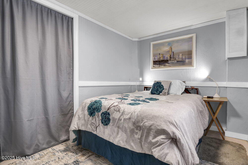 100533445 | Photo 59