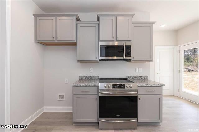 100548542 | Photo 22