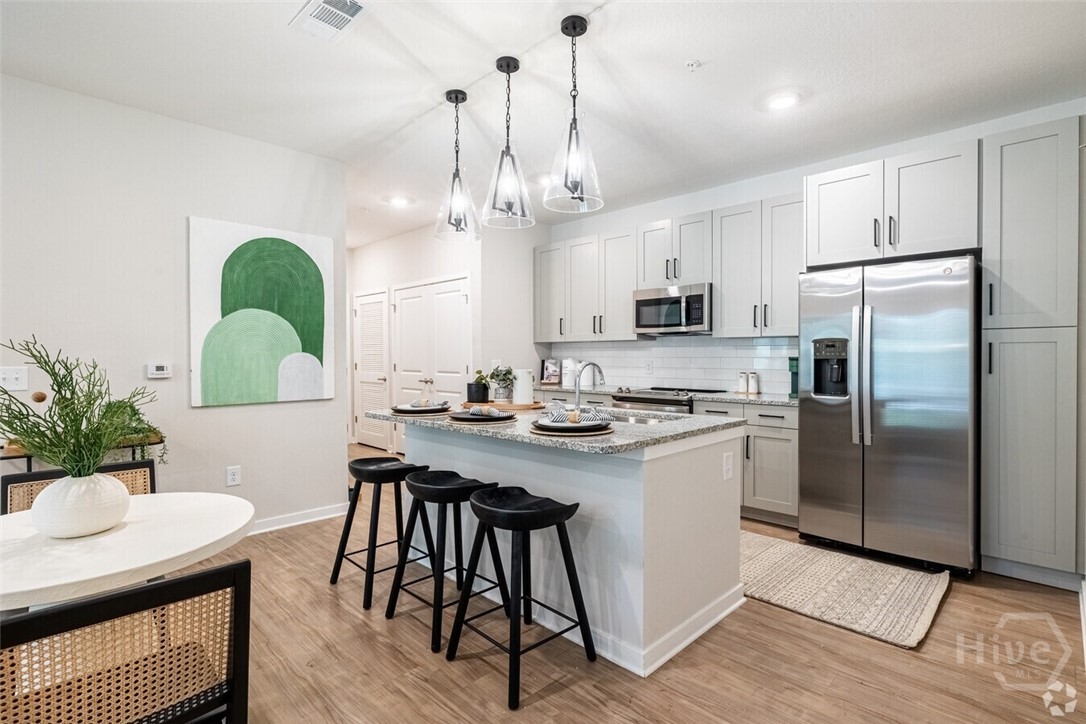 5670 Ogeechee Road UNIT Oak, Savannah, GA, 31405