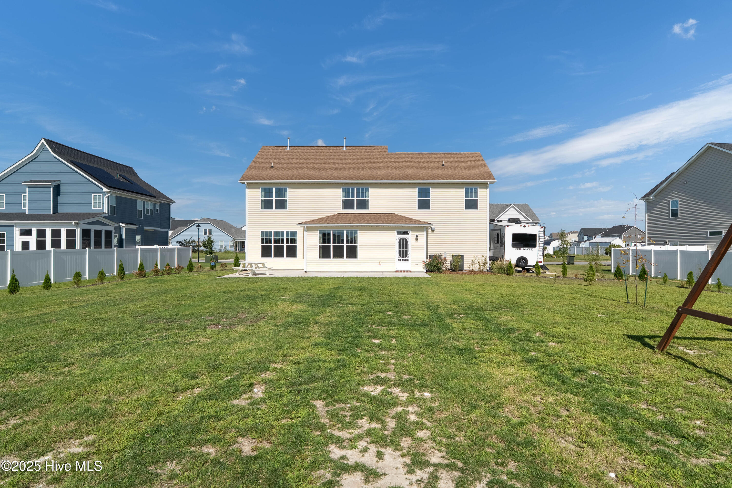 300 Farmstead Loop, Moyock, NC, 27958