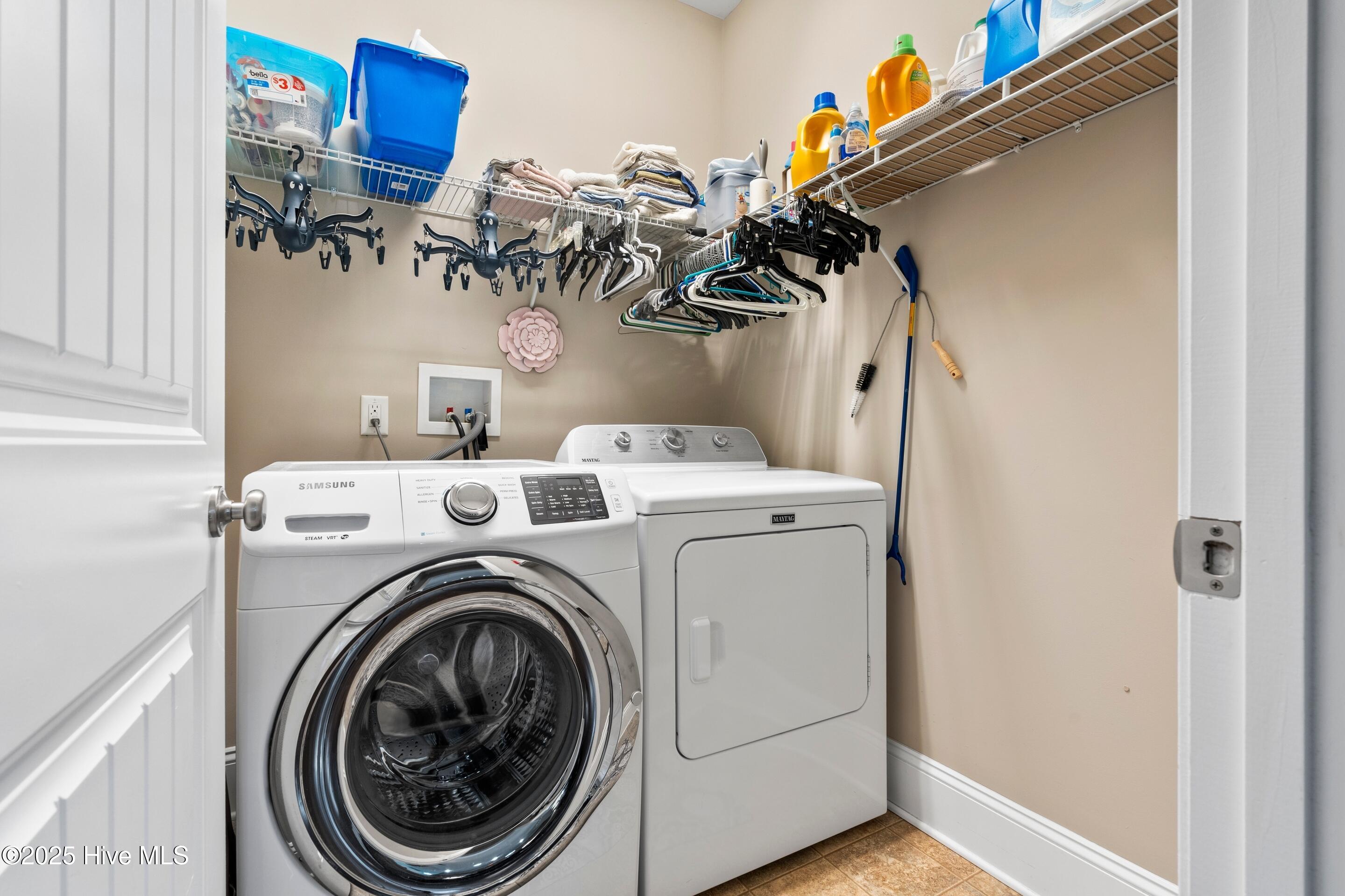 100540800 | Photo 31