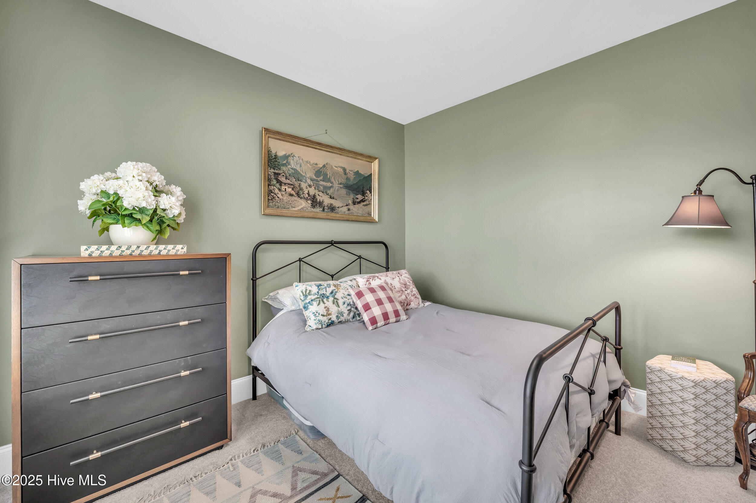 100520881 | Photo 29