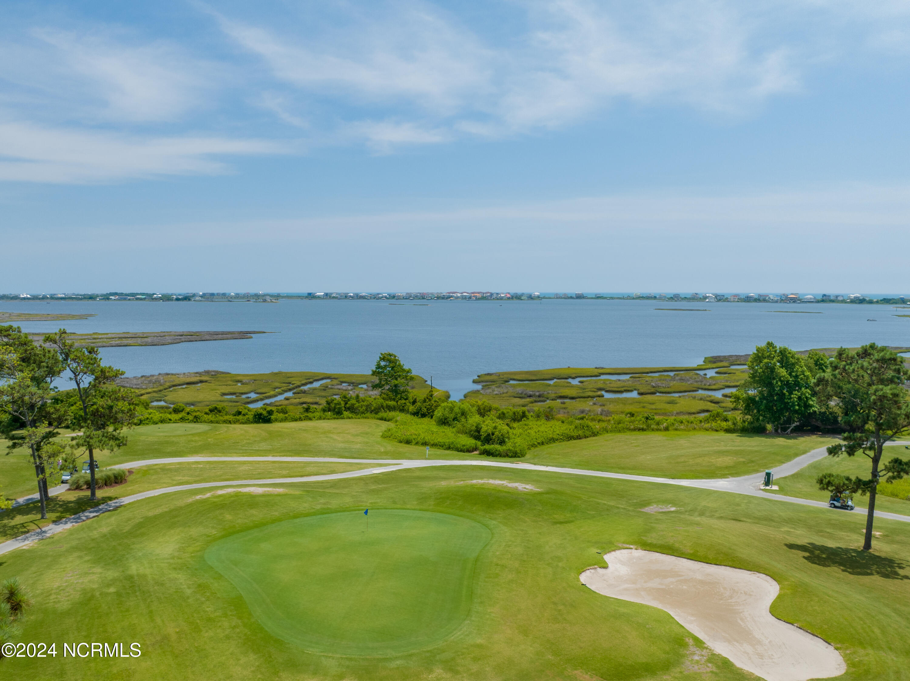 100472919 | Photo 44