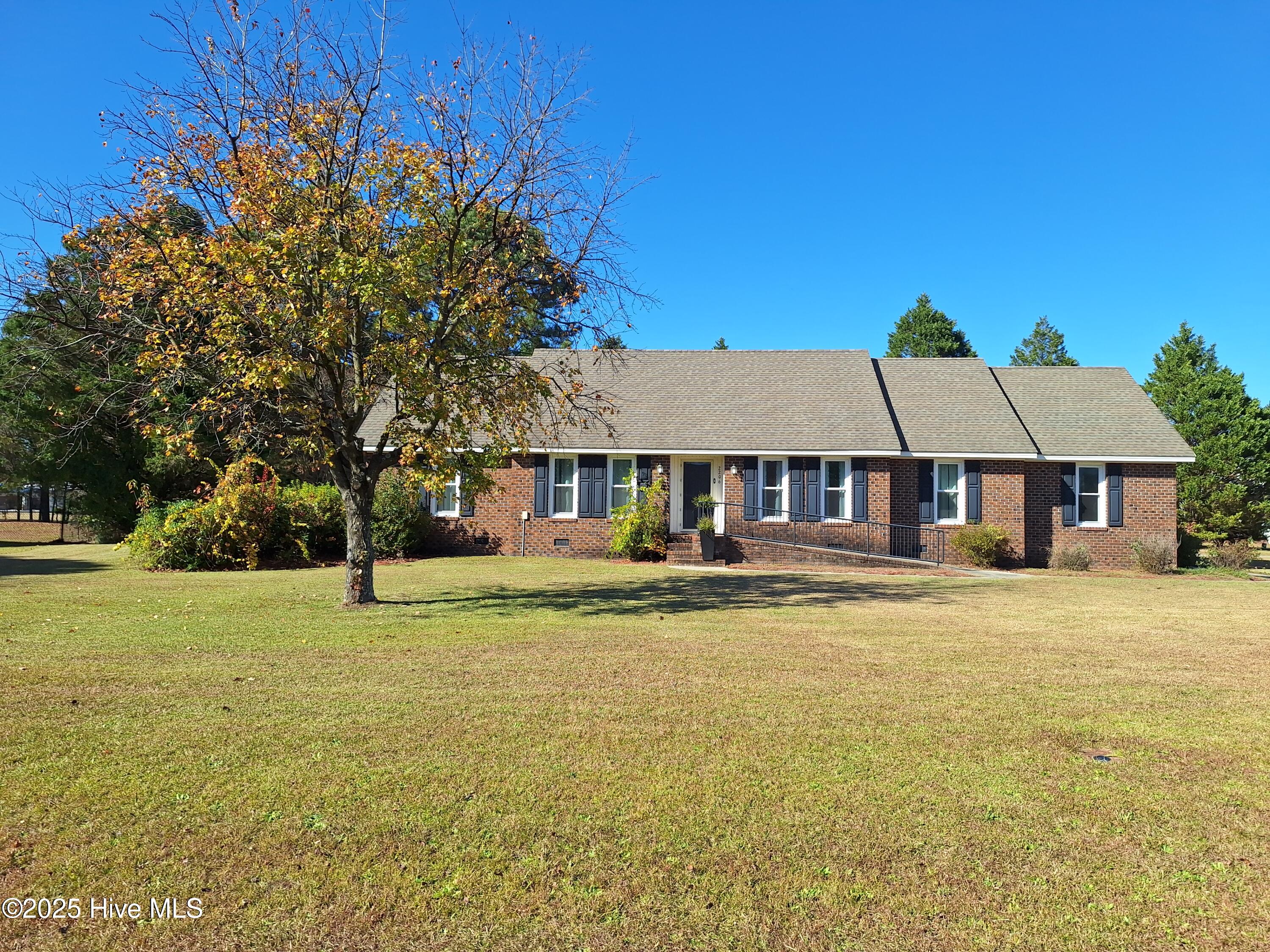2206 Jane Dr