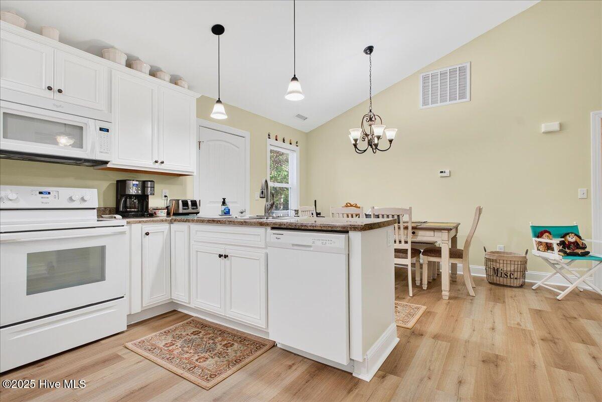 100526521 | Photo 22