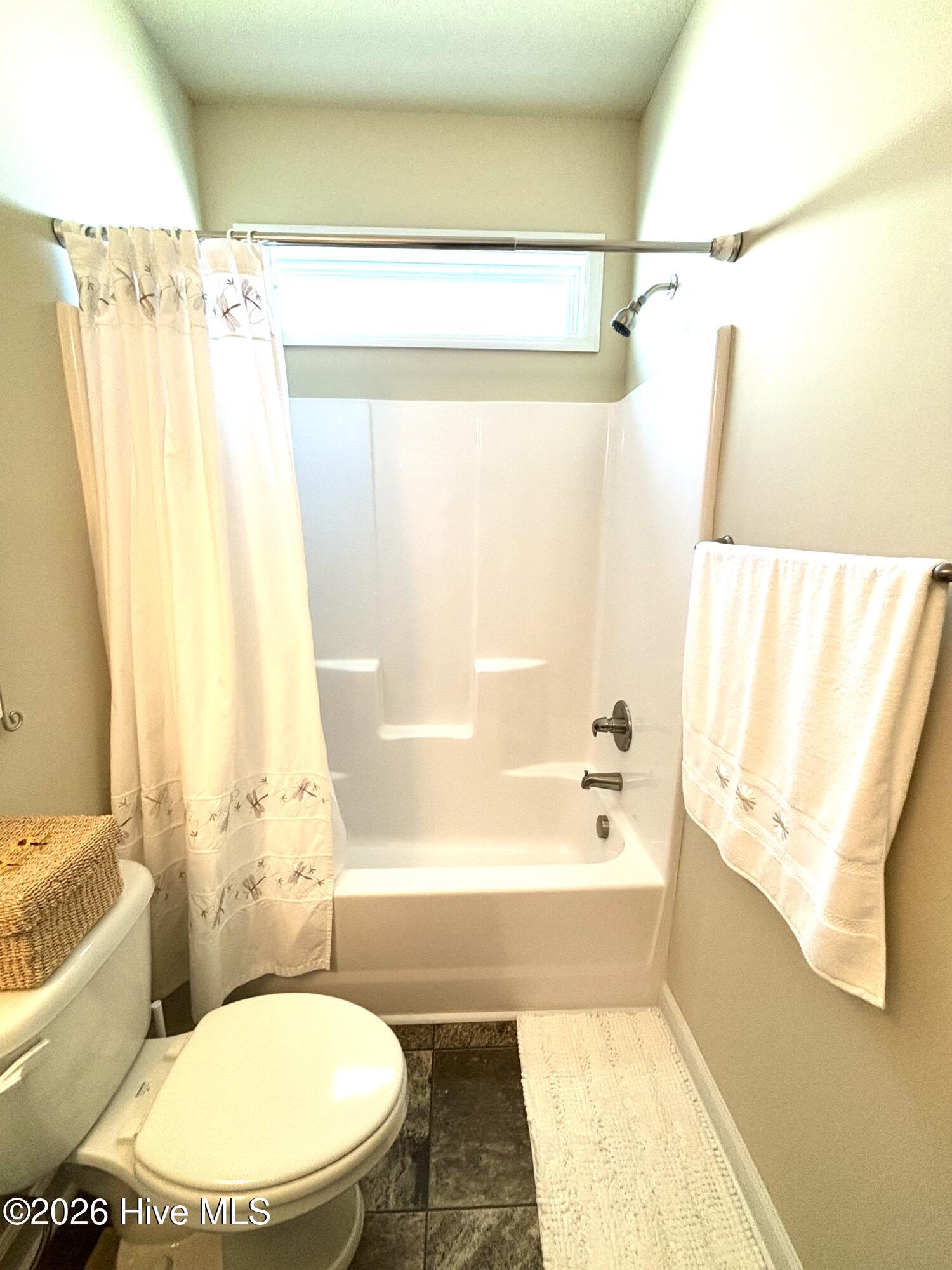 100560675 | Photo 21