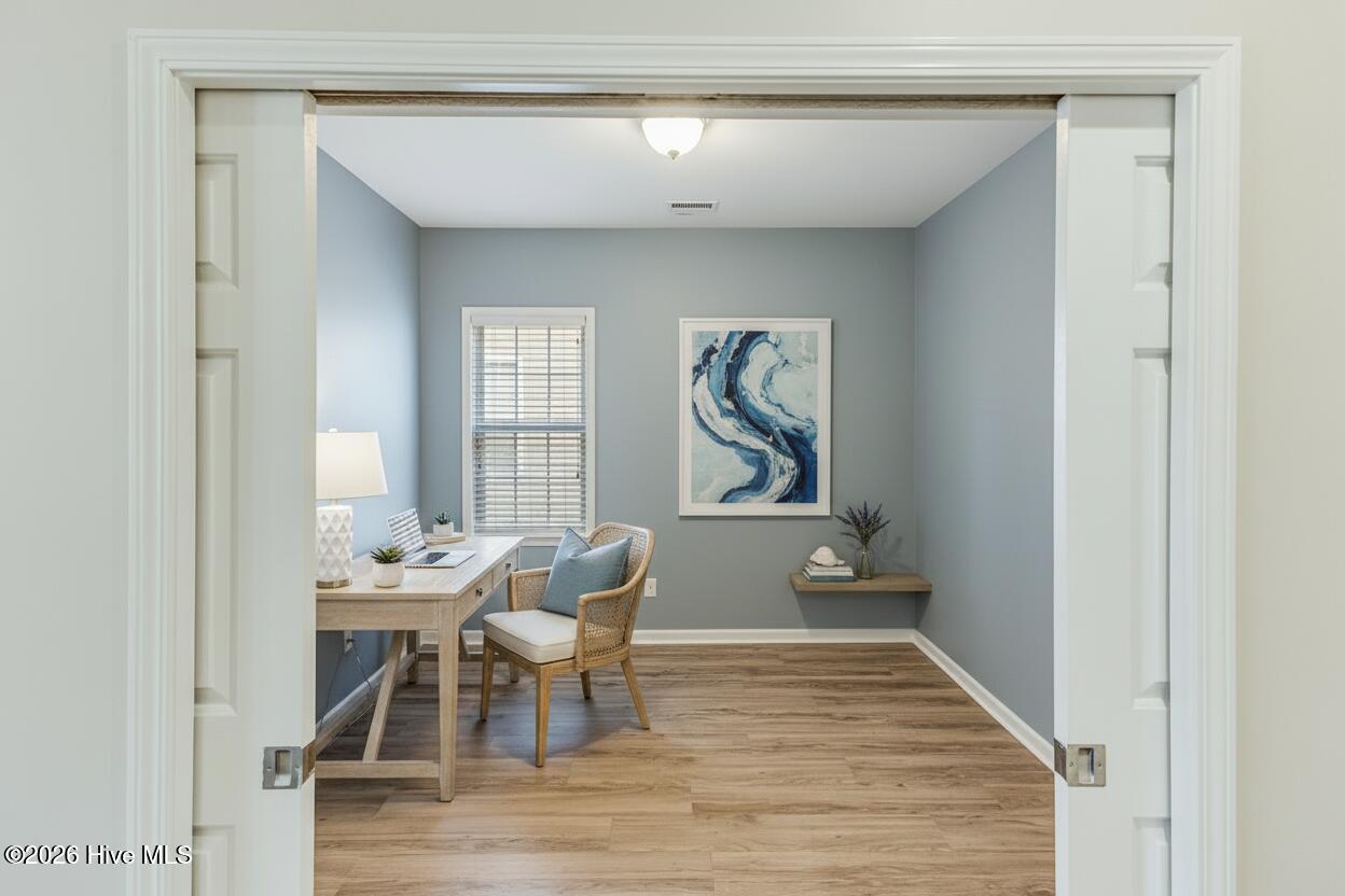 100558016 | Photo 27