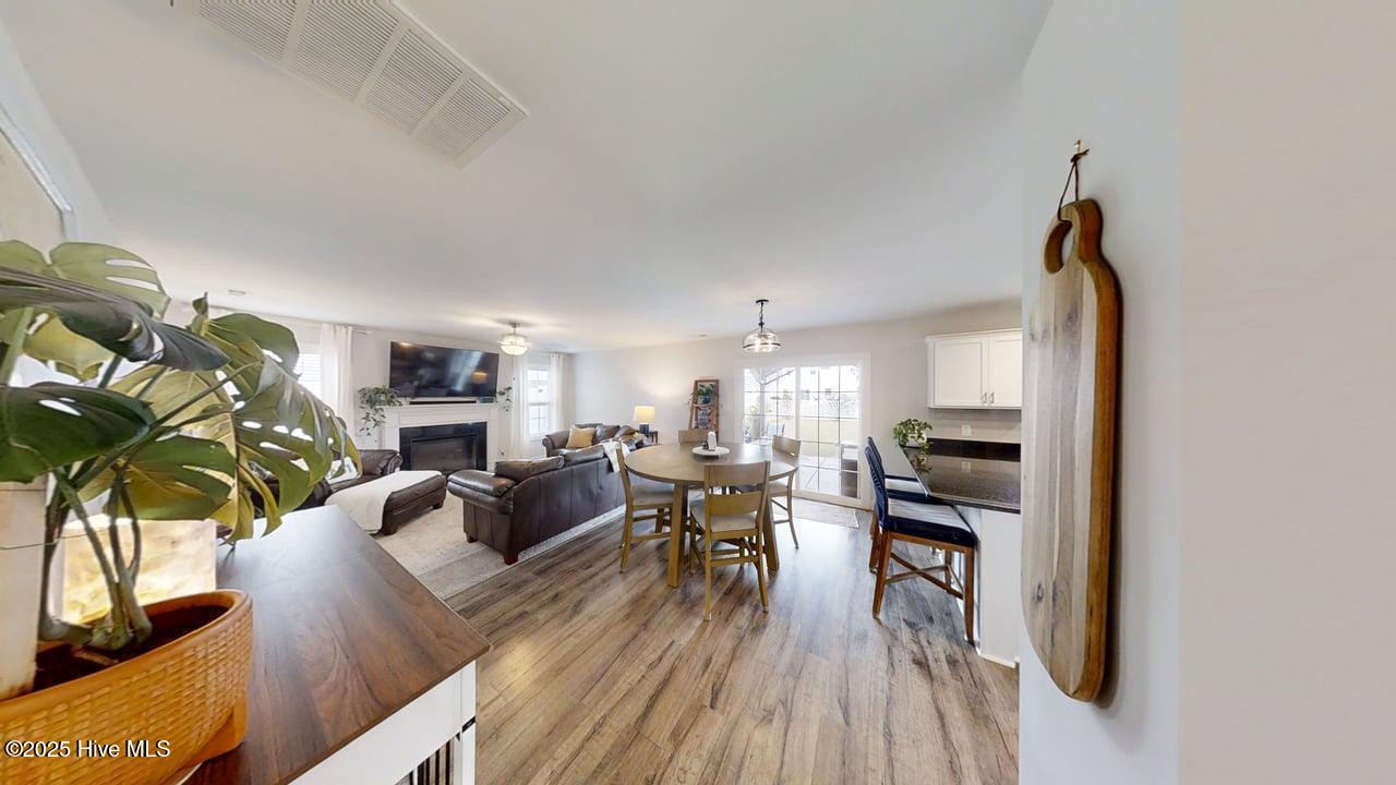 100539509 | Photo 26