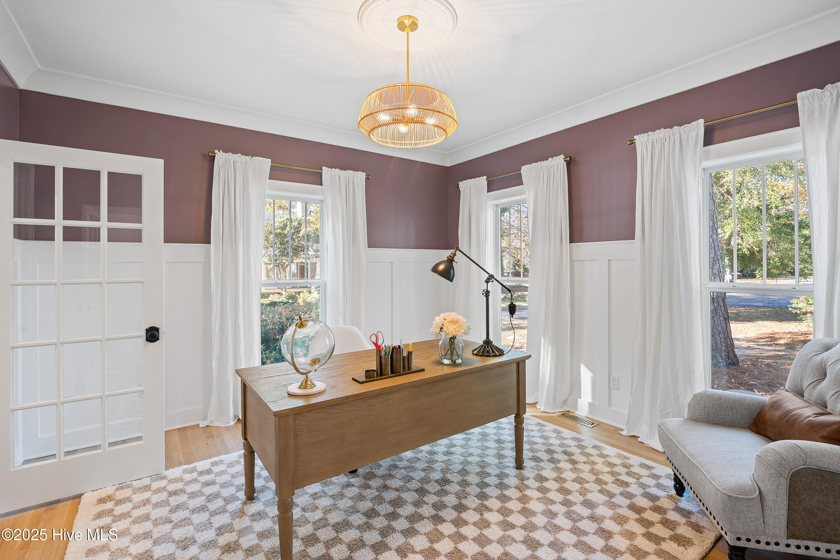 100547922 | Photo 12