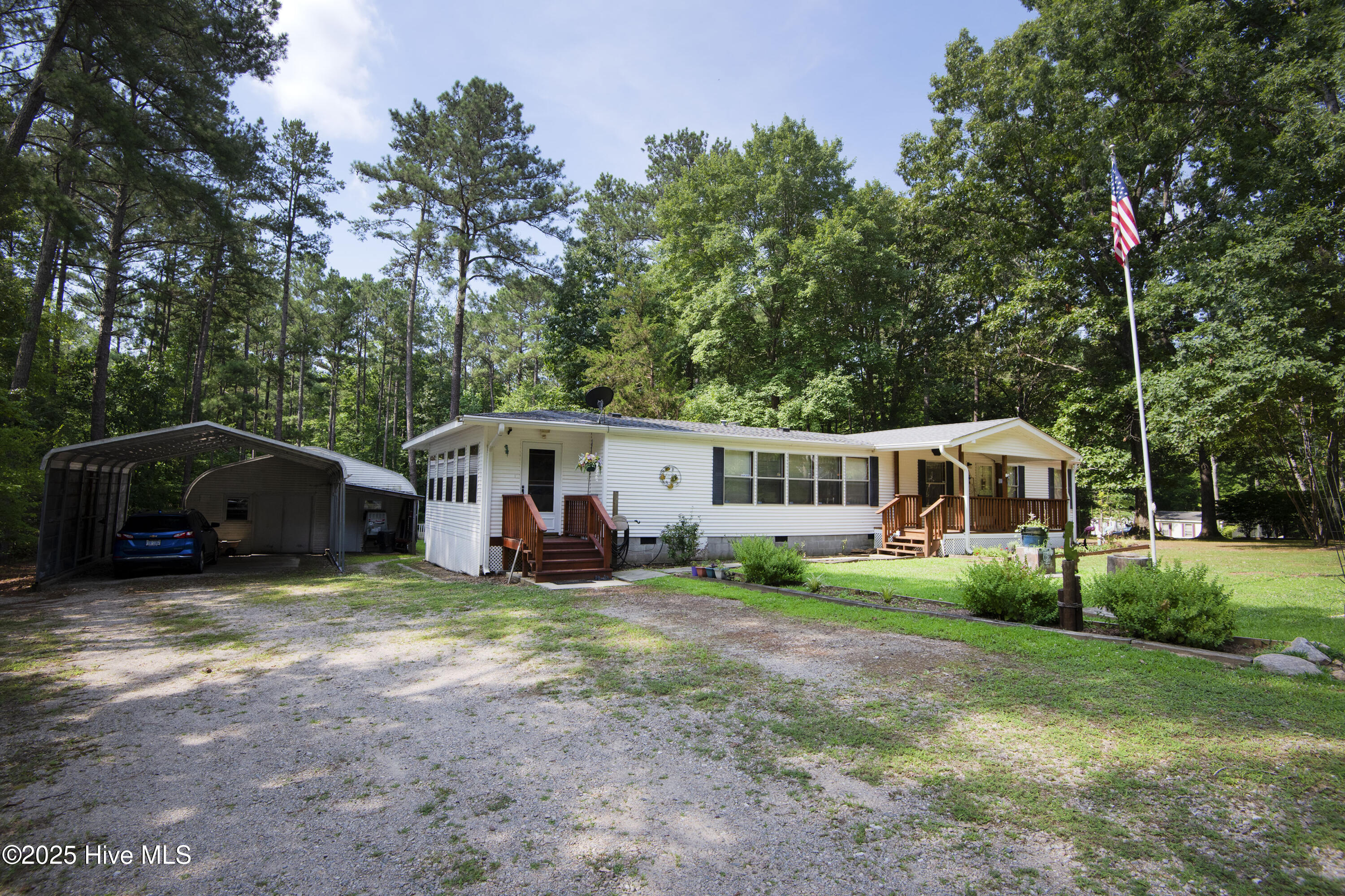 Homes for sale in Macon, NC | 369 S Holiday Dr, Macon, NC 27551 | MLS# 100516874