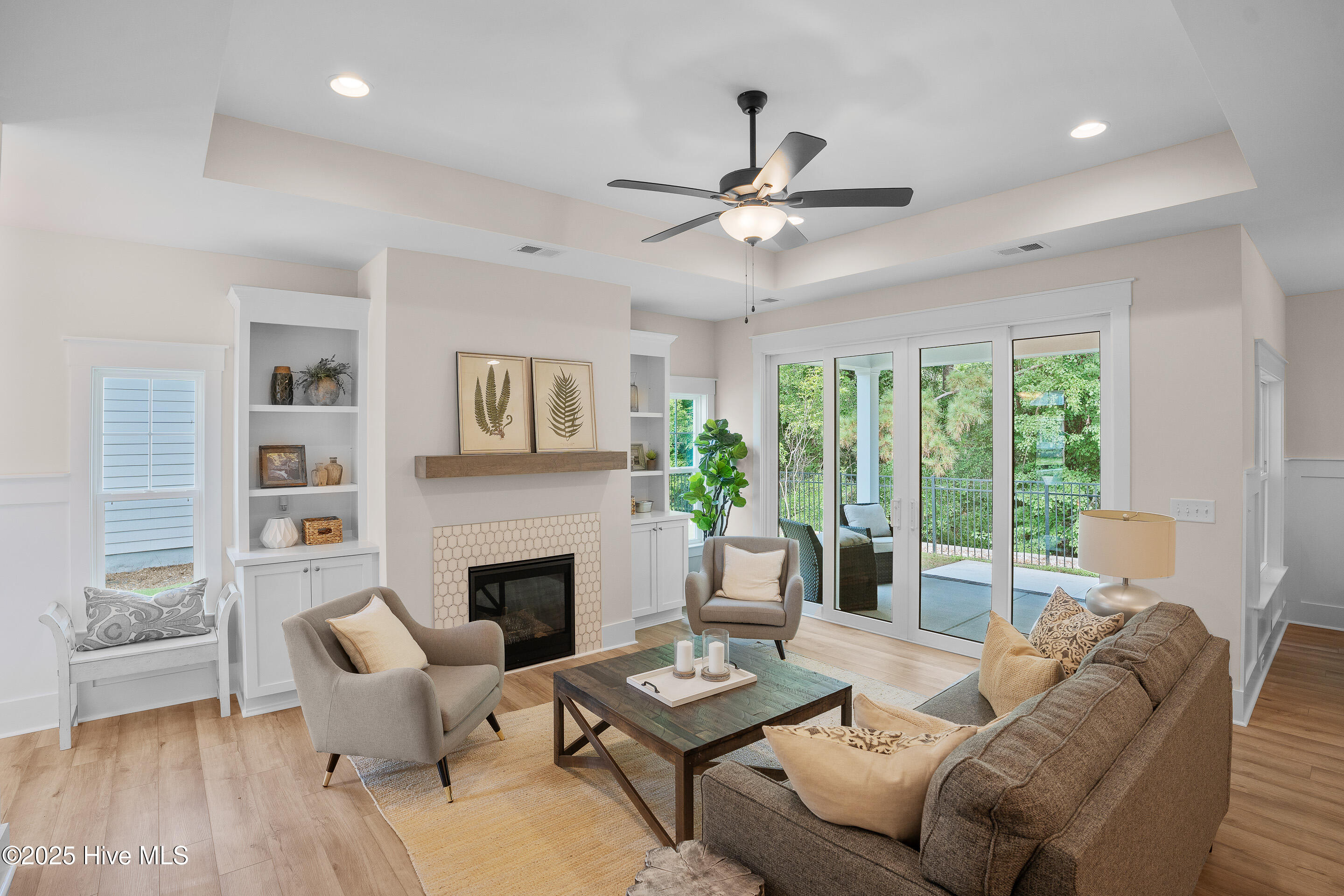 100483922 | Photo 10