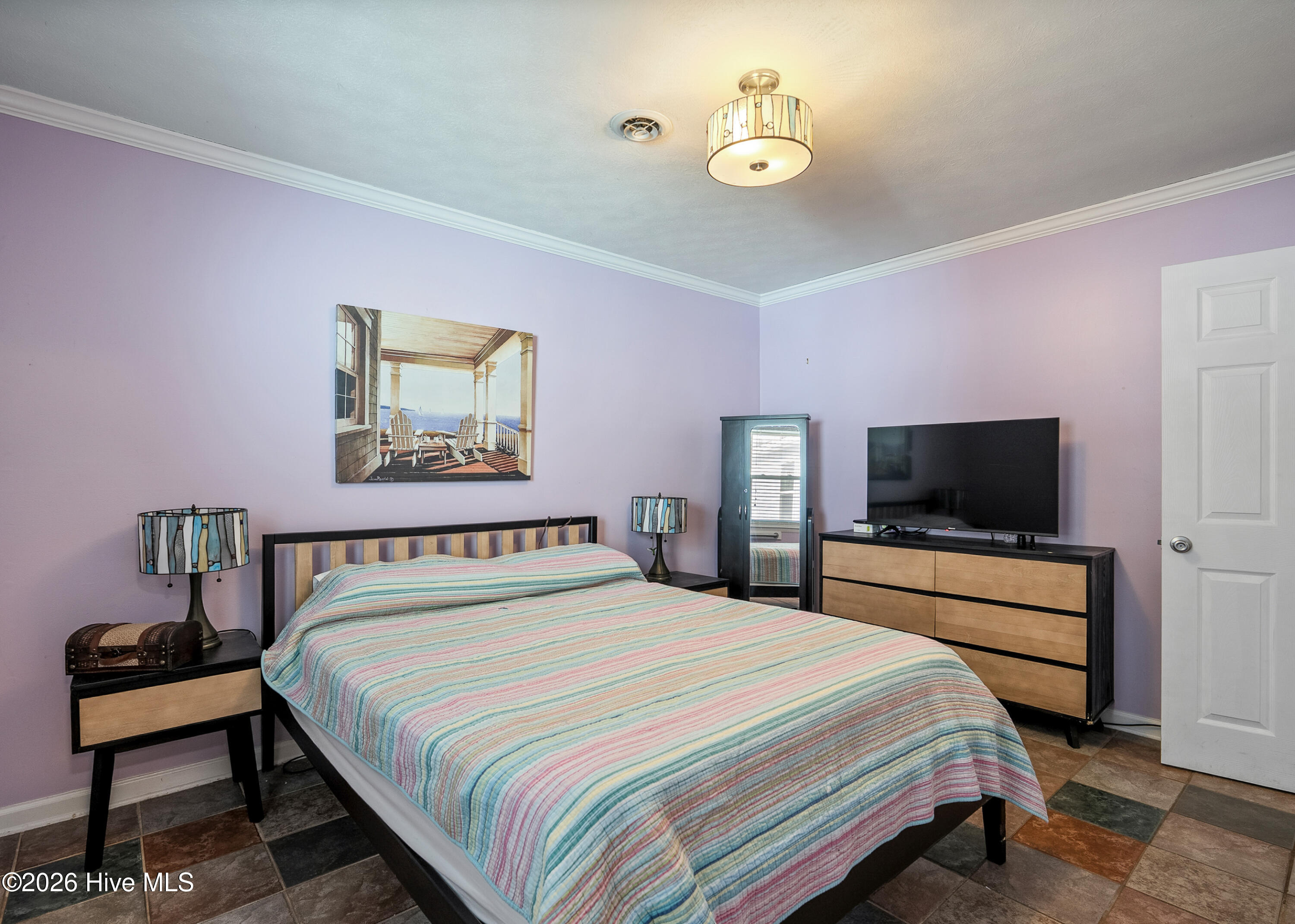 100557025 | Photo 23