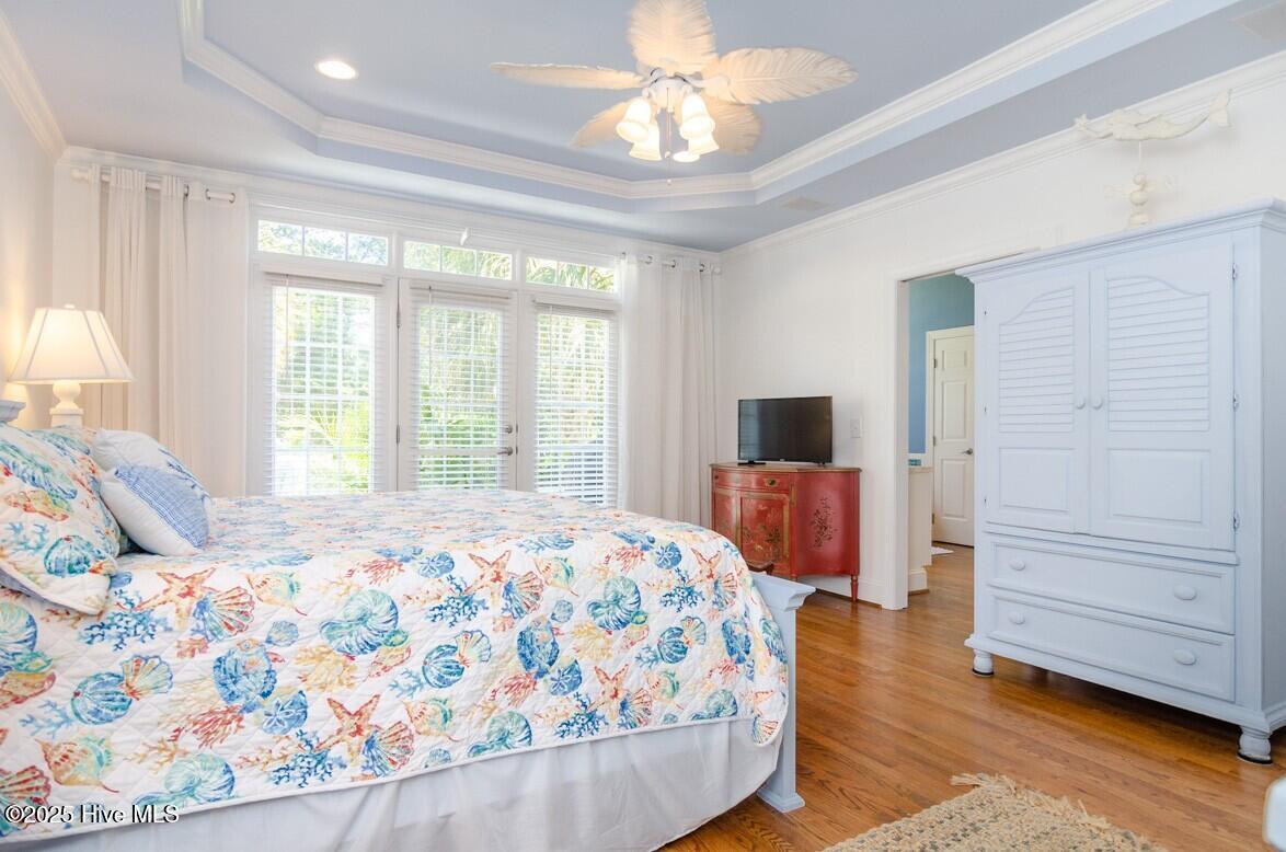 100528608 | Photo 18