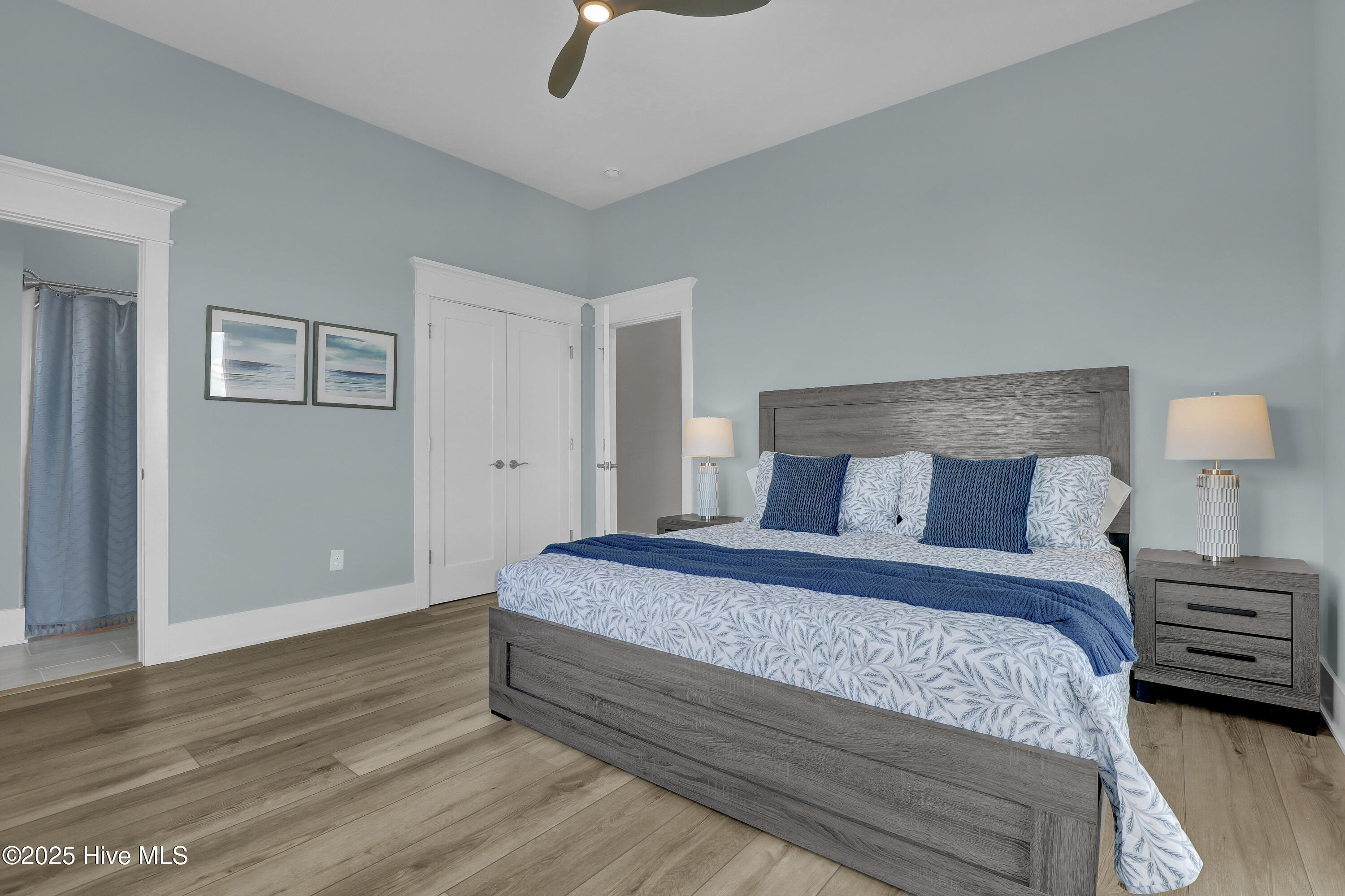 100555615 | Photo 17