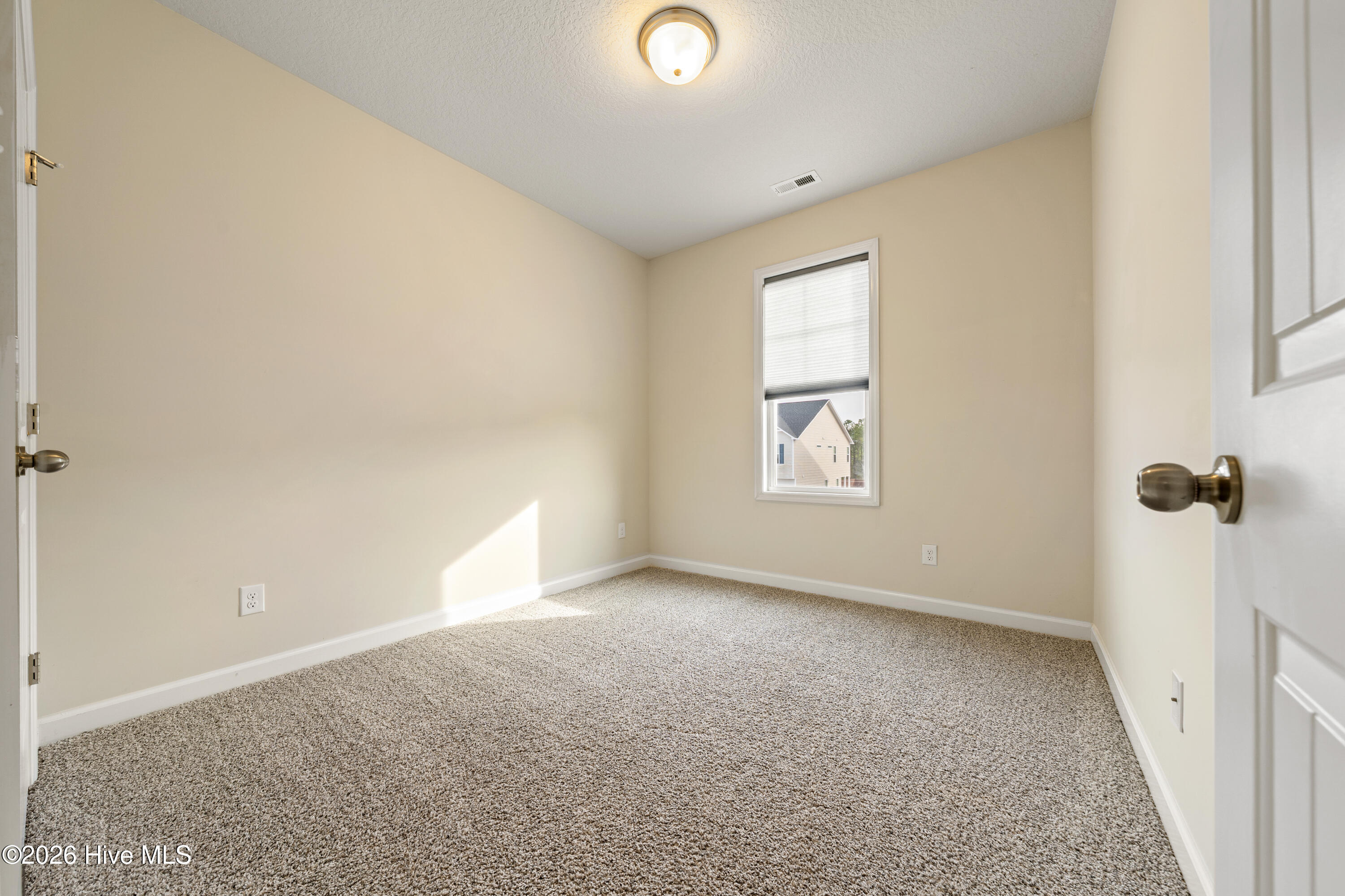 100552884 | Photo 18