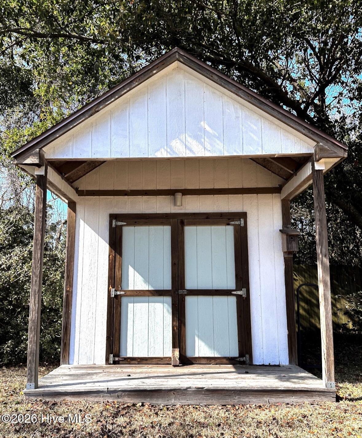 100557459 | Photo 40