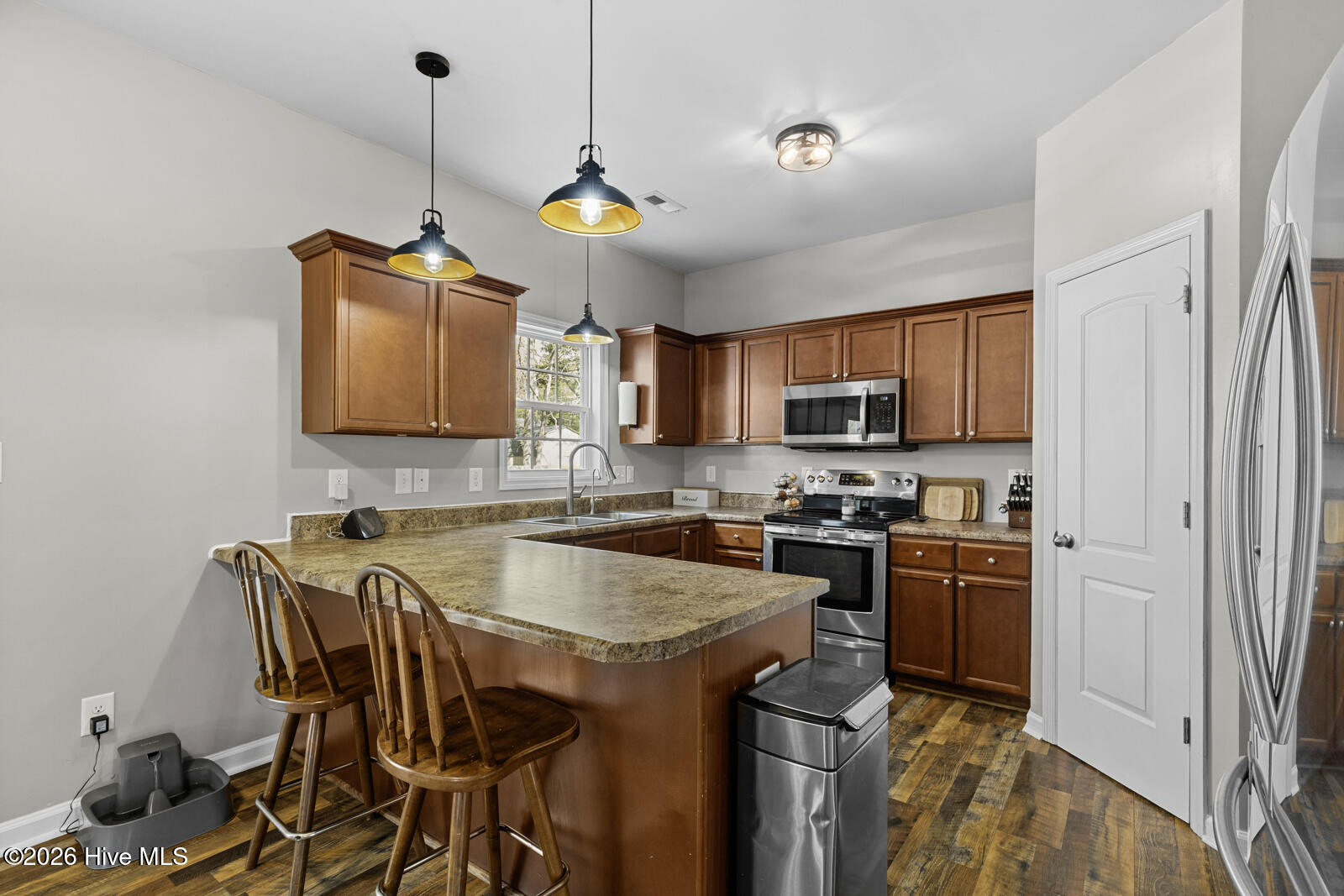 100563152 | Photo 10