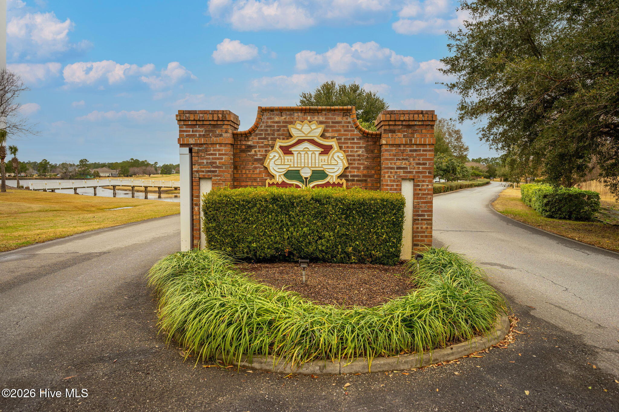 100569255 | Photo 49