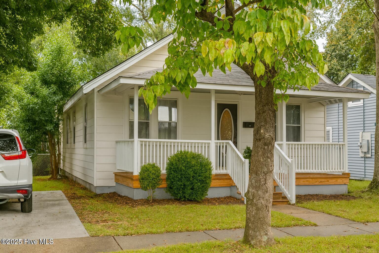 Homes for sale in Elizabeth City, NC | 603 Maple St, Elizabeth City, NC 27909 | MLS# 100543250