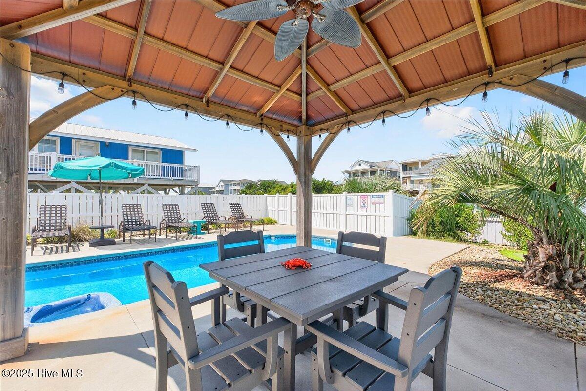 100527875 | Photo 58