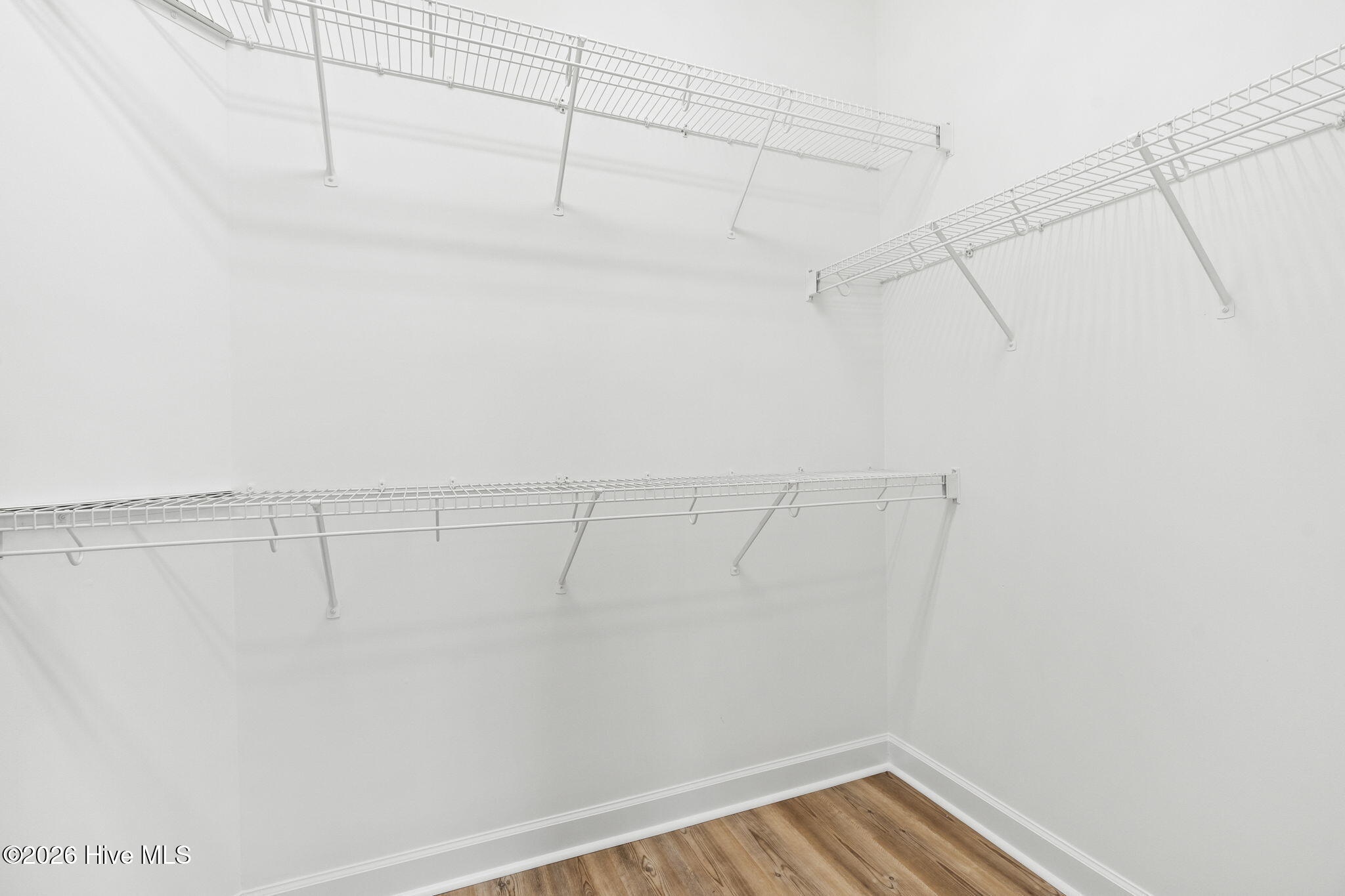 100559407 | Photo 27